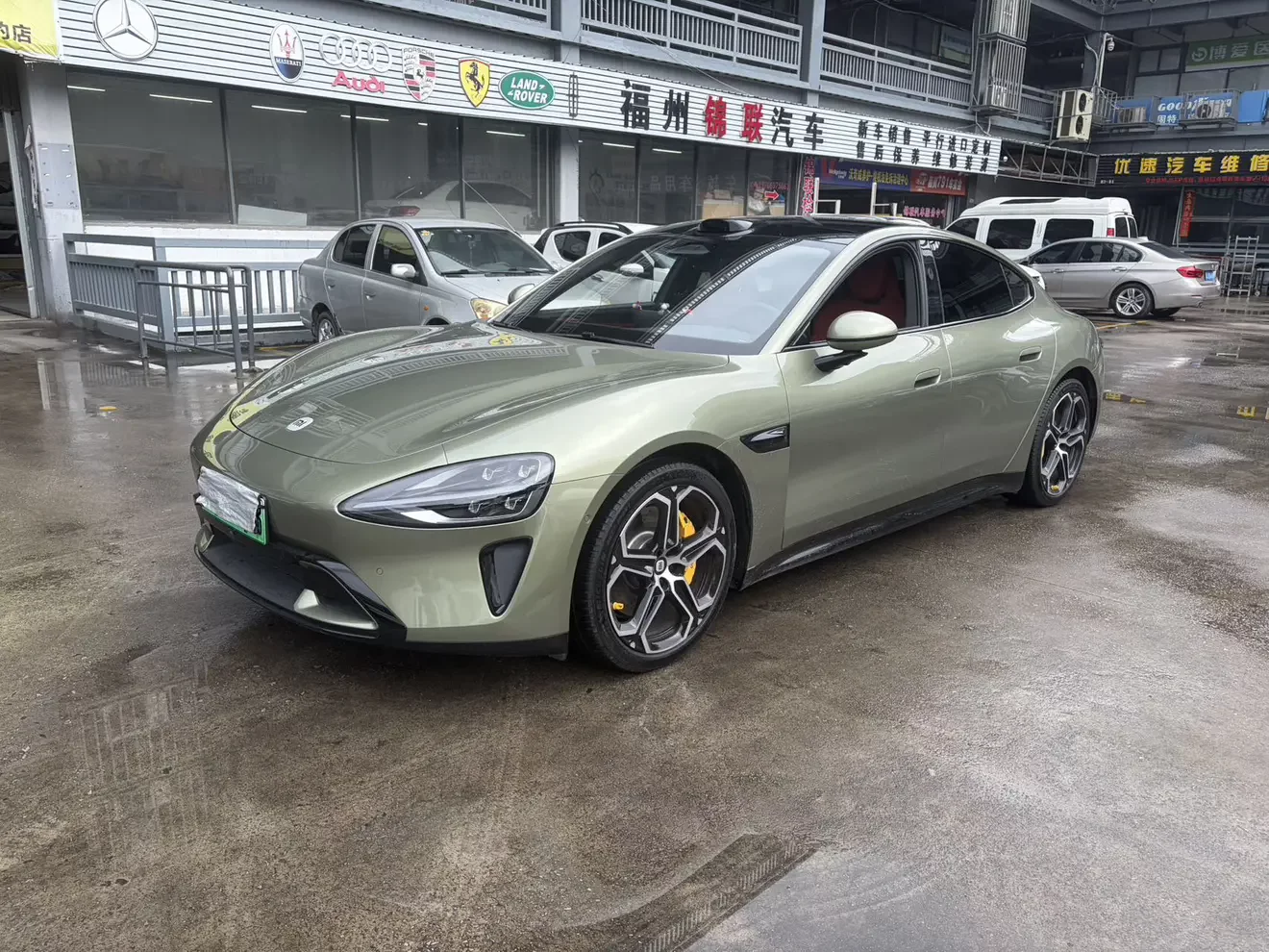 Xiaomi car Xiaomi SU7  из Китая