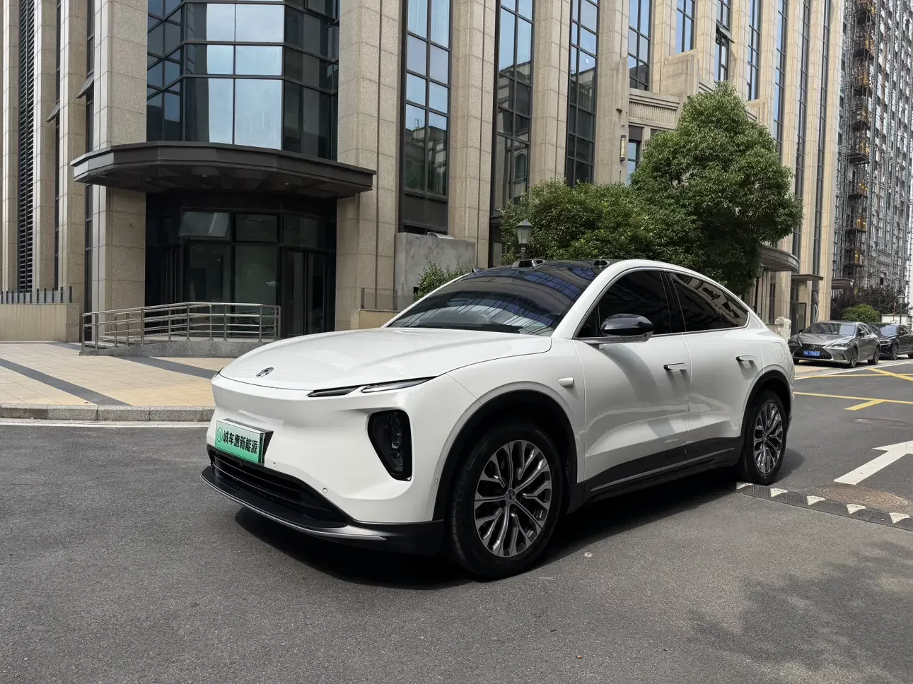 NIO EC6  из Китая