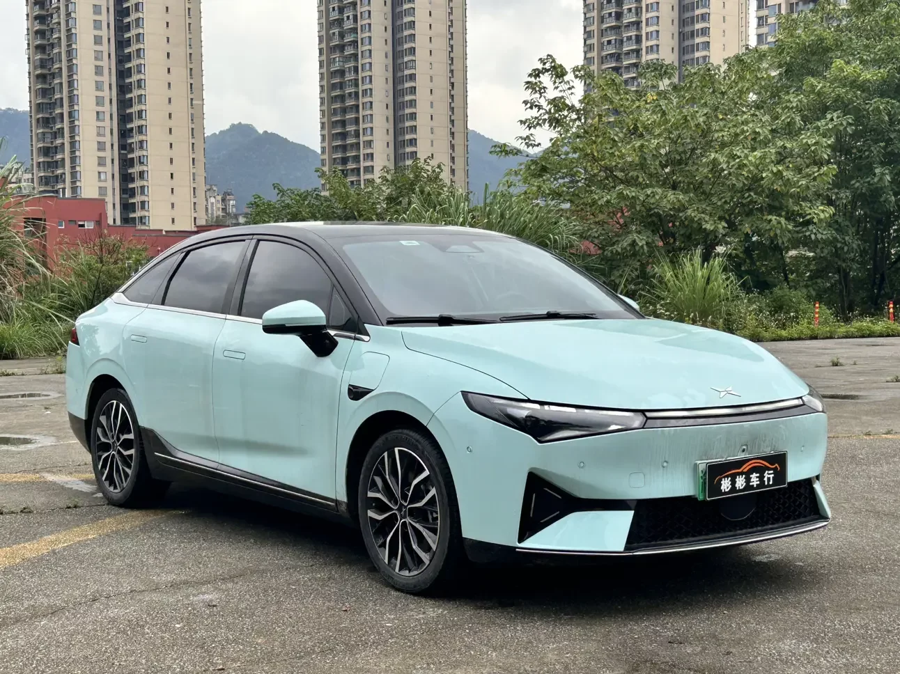 Xpeng P5