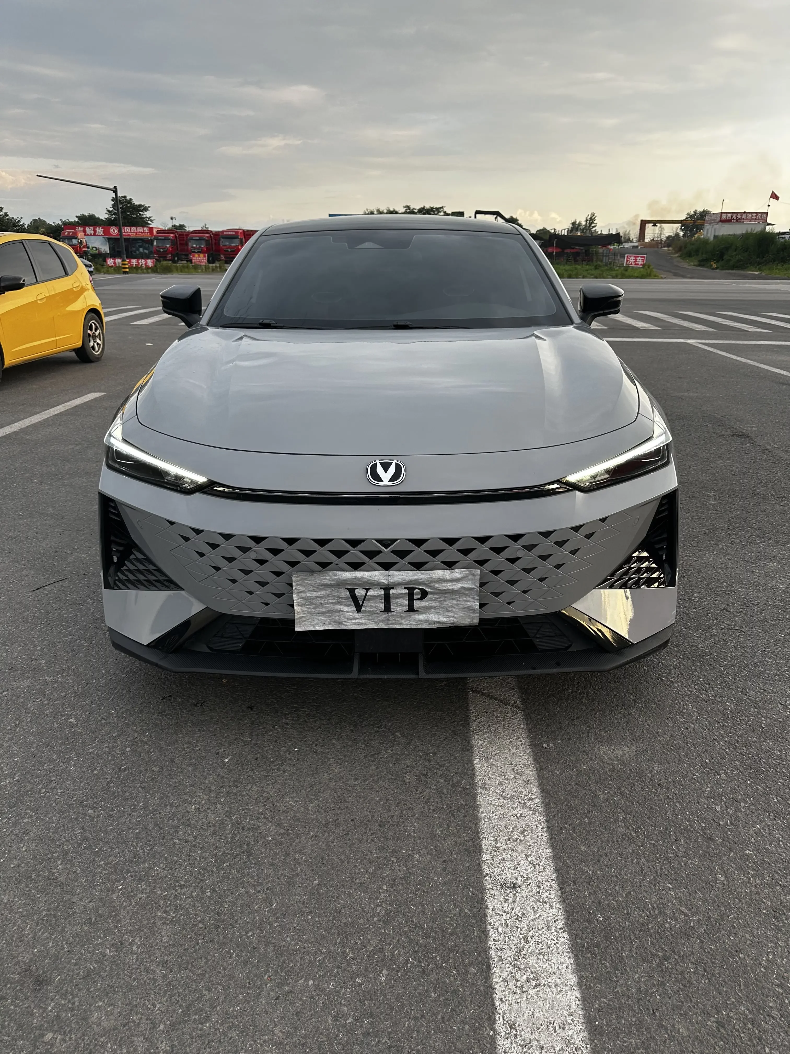 Changan UNI-V