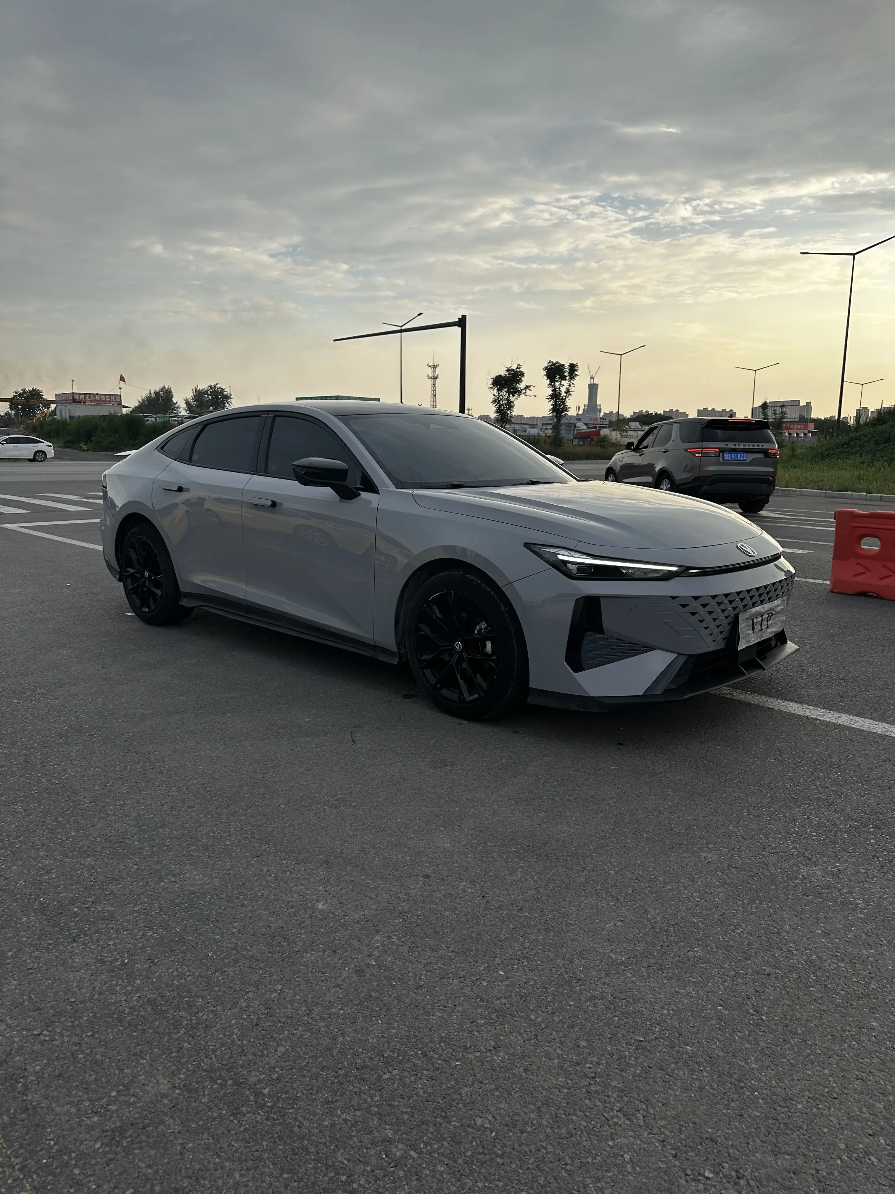 Changan UNI-V