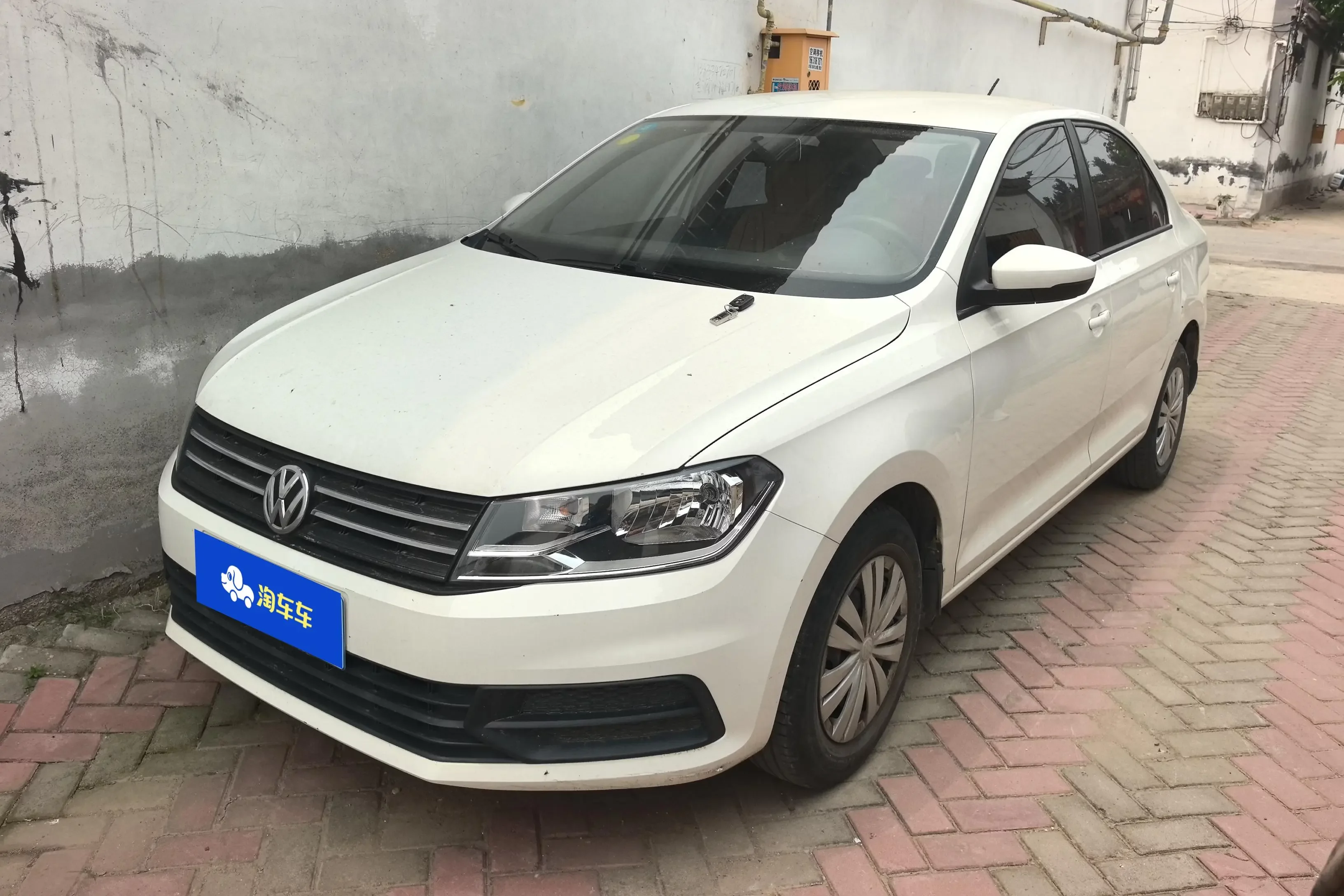 Volkswagen Santana  из Китая