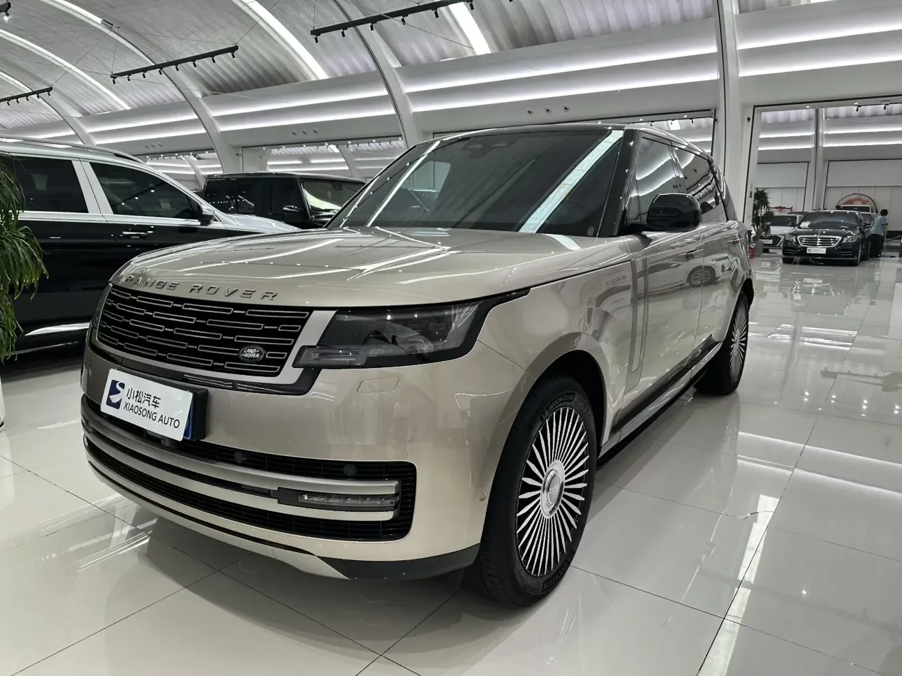 Land Rover range rover