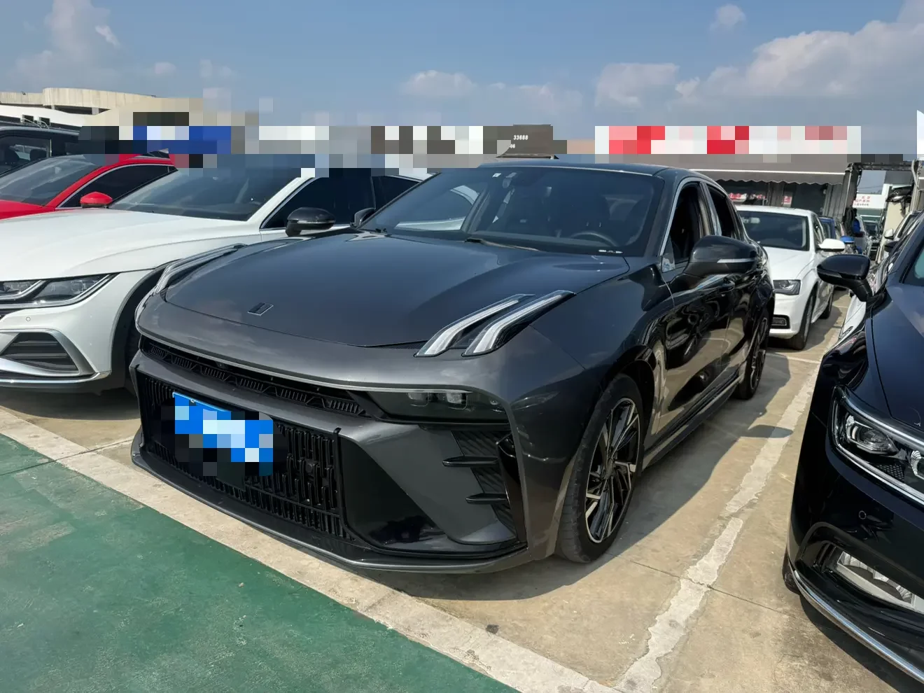 Lynk & Co 03