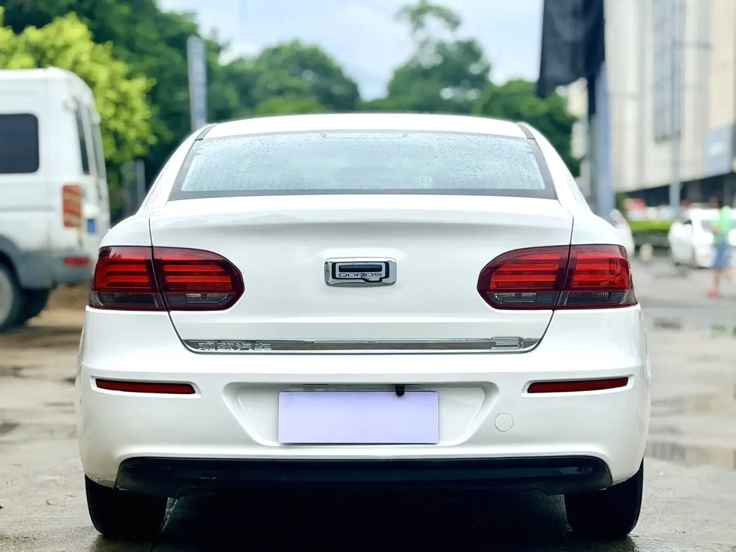 Qoros 3