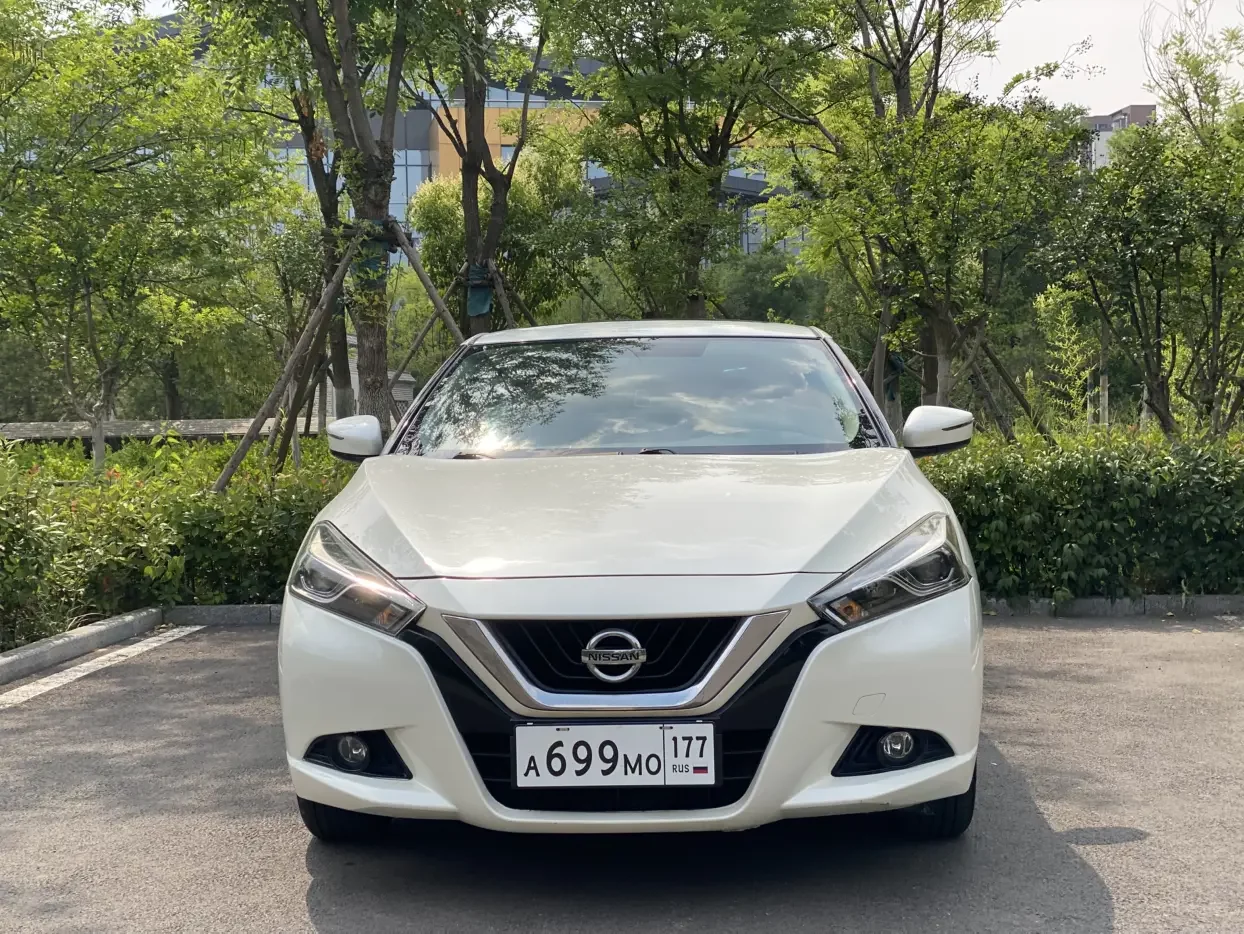 Nissan bluebird  из Китая