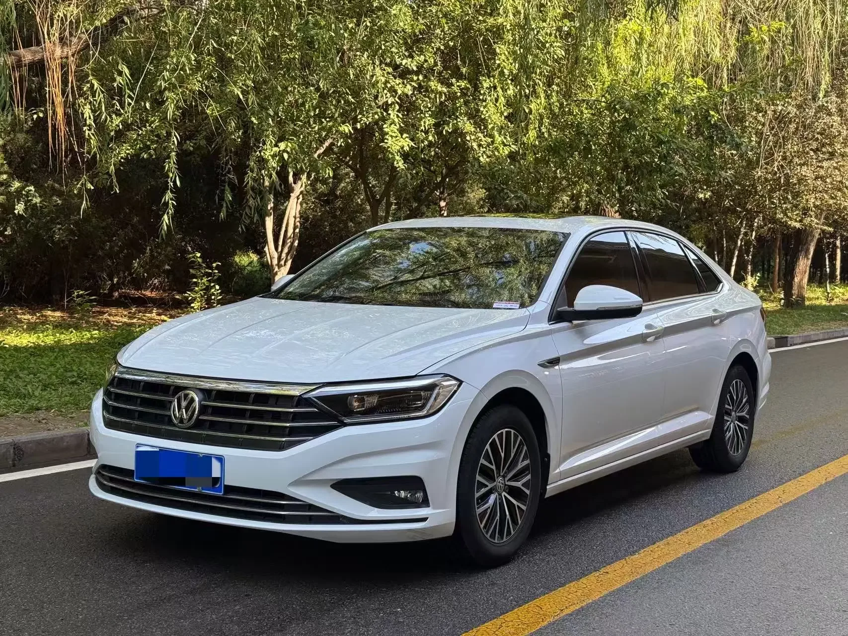 Volkswagen Sagitar