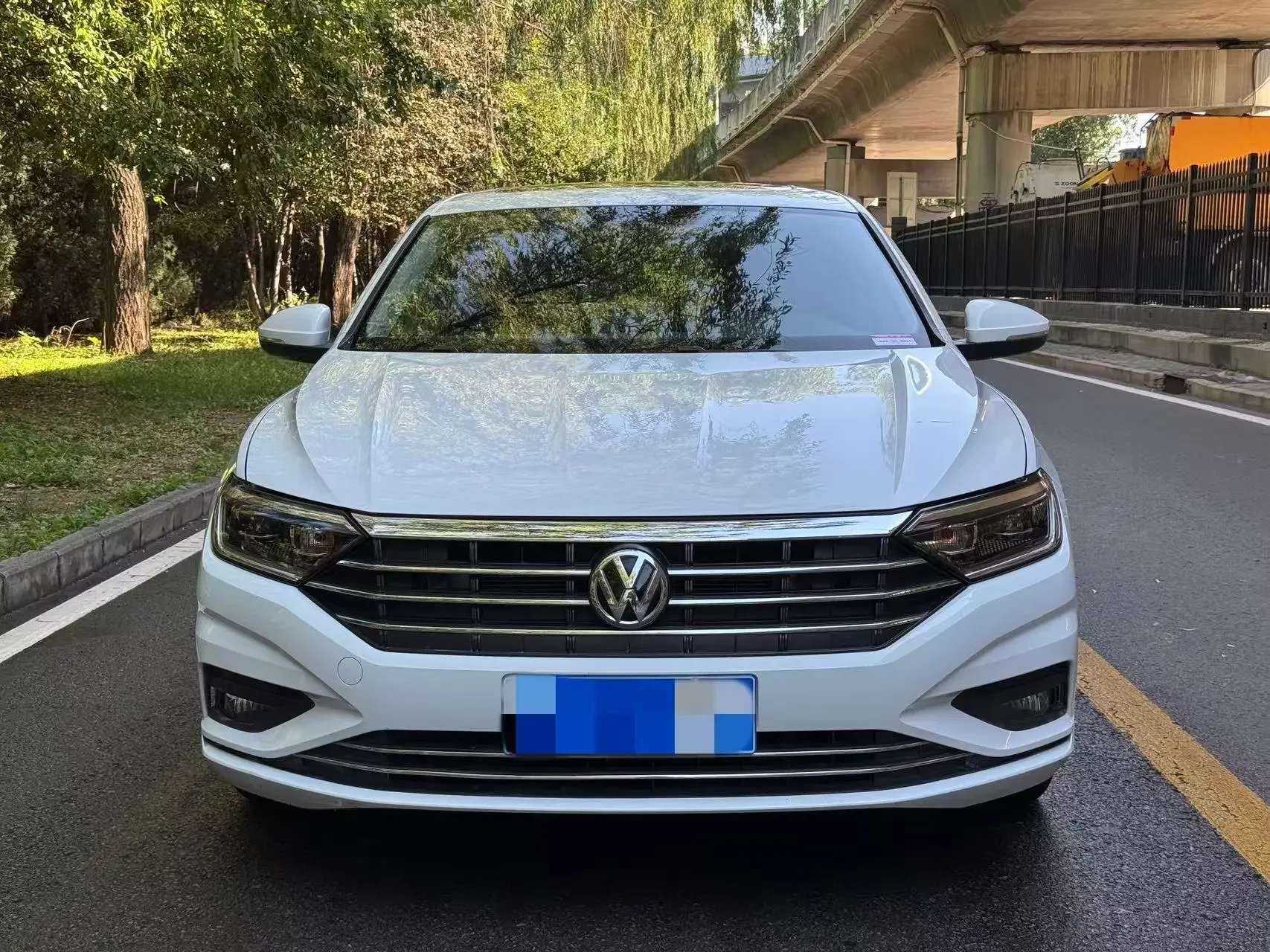 Volkswagen Sagitar
