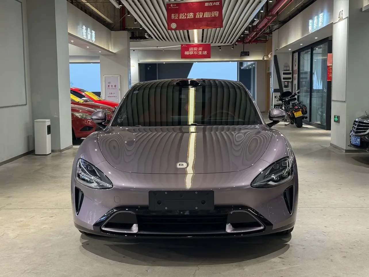 Xiaomi car Xiaomi SU7  из Китая