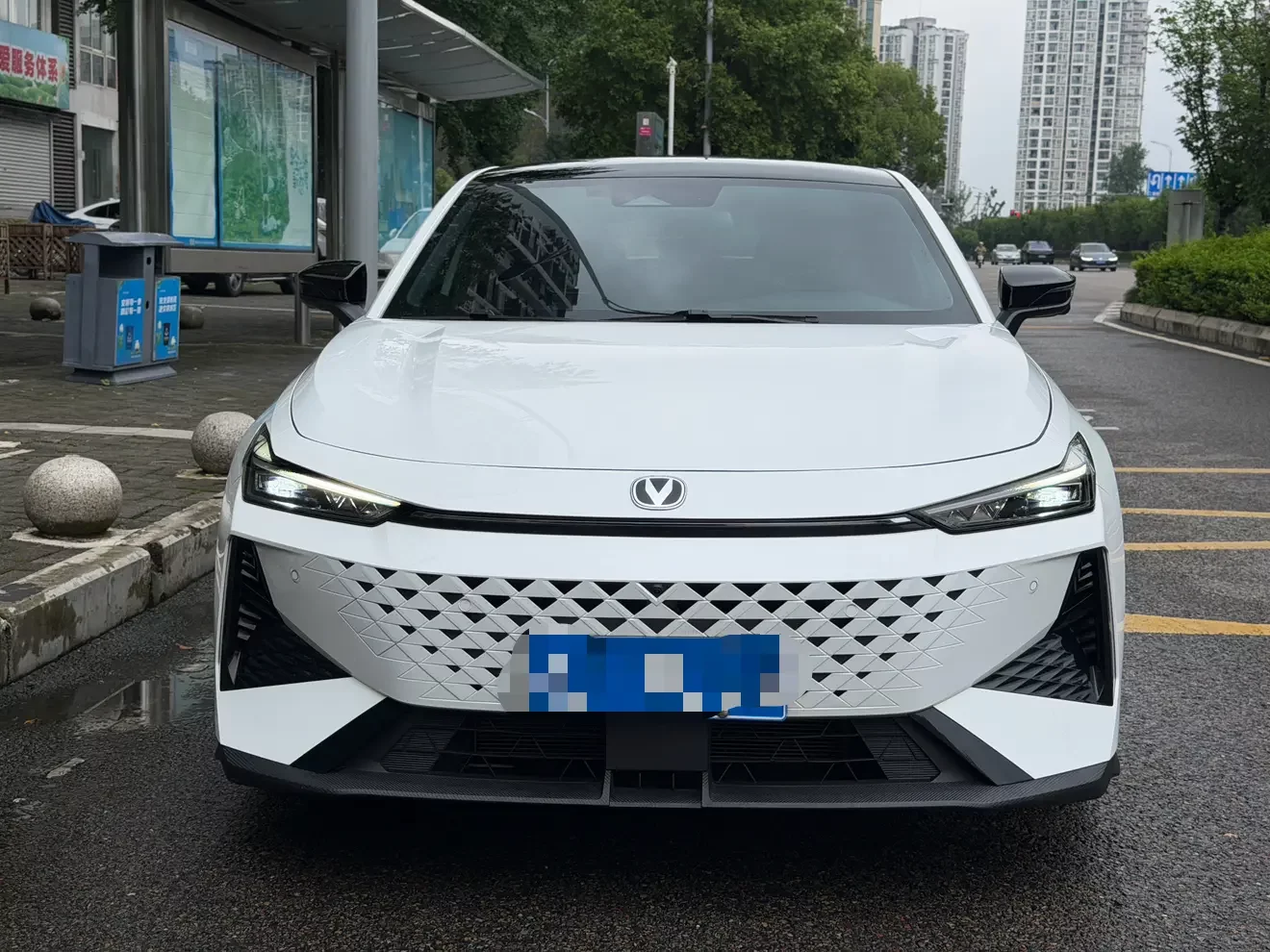 Changan UNI-V