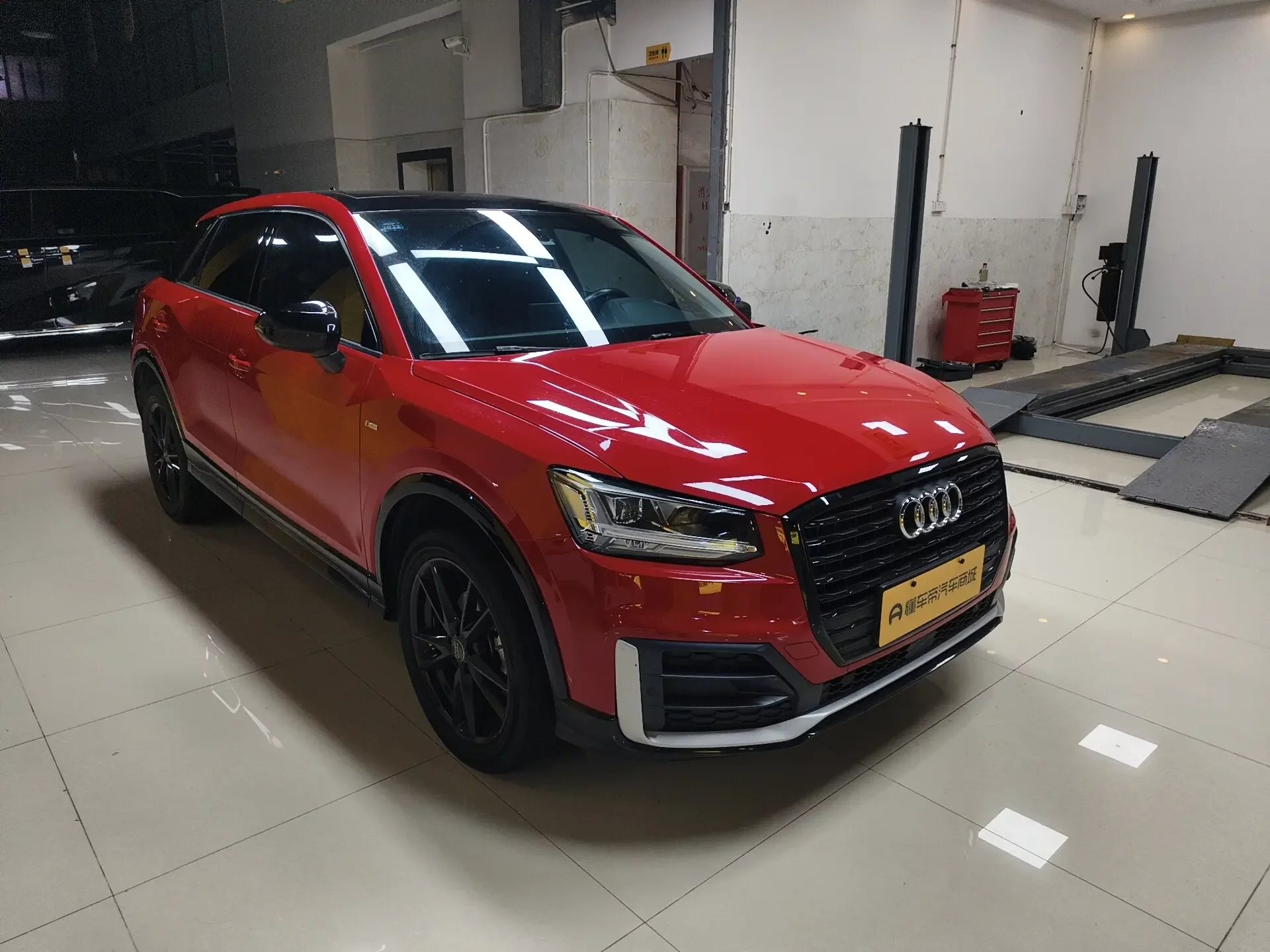 Audi Q2L