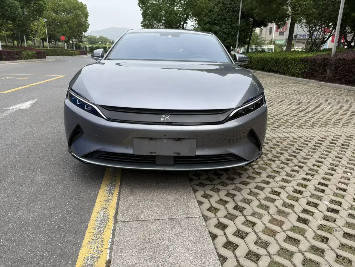 BYD Han EV