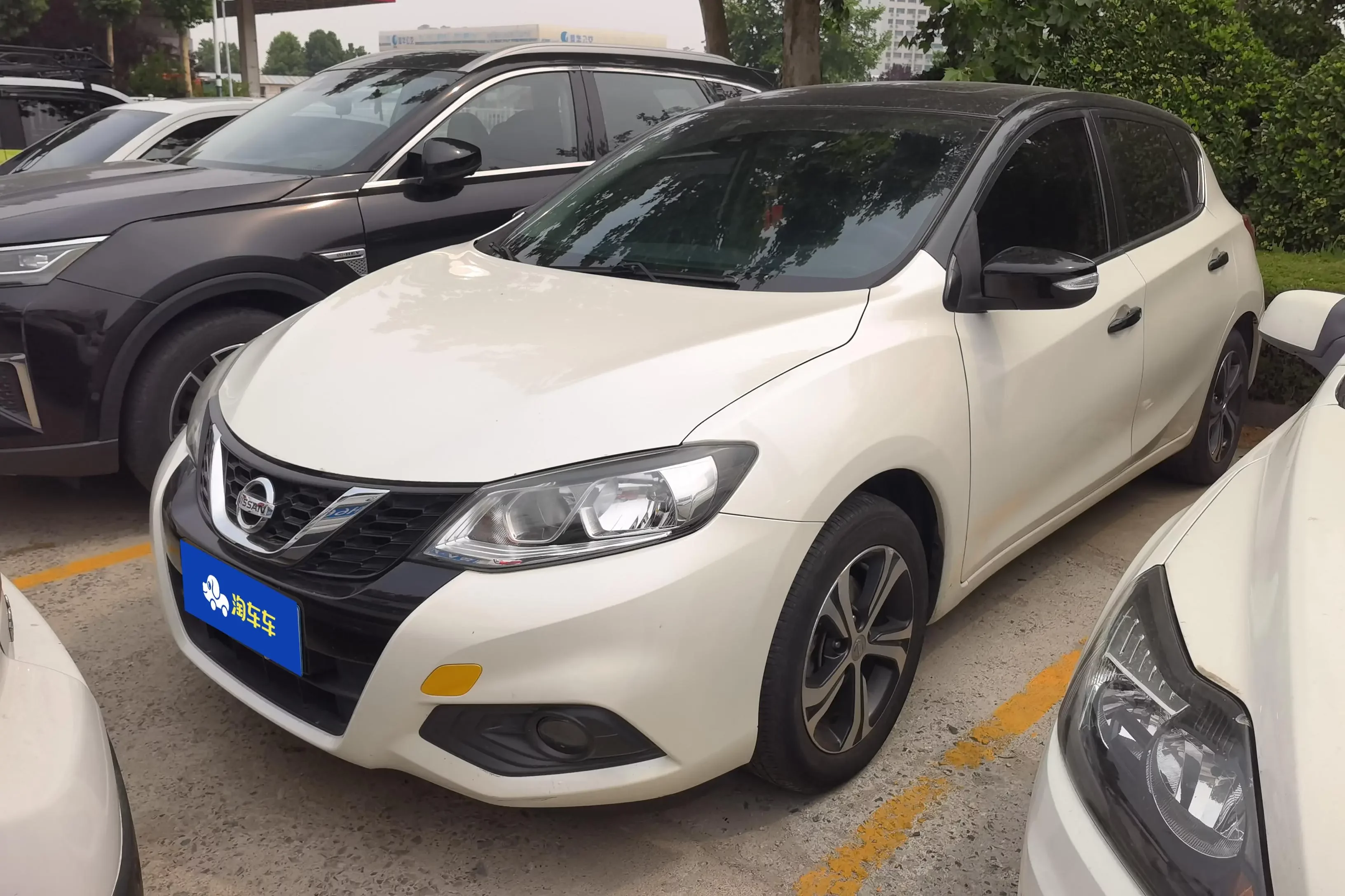 Nissan Tiida  из Китая