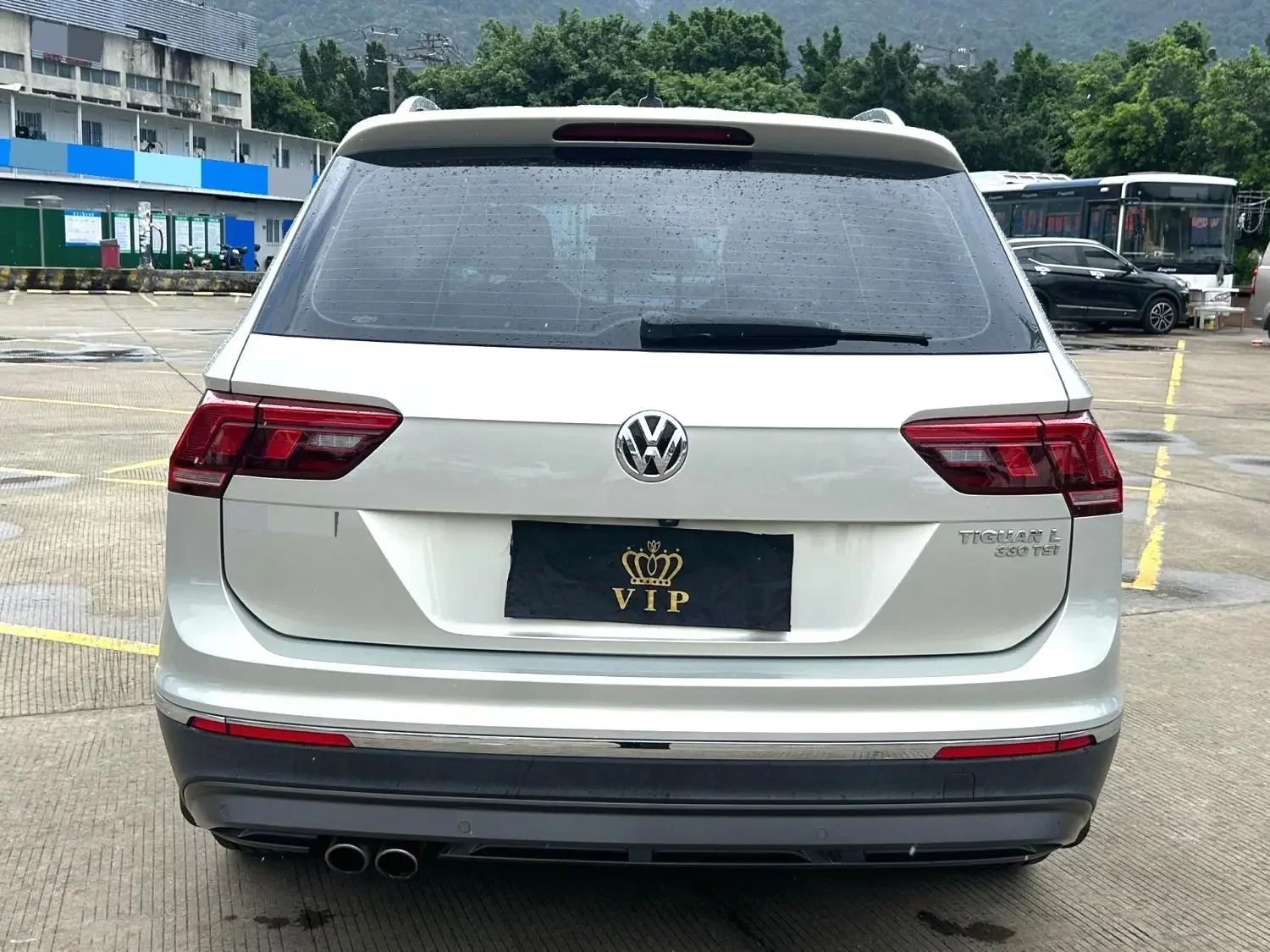 Volkswagen Tiguan L