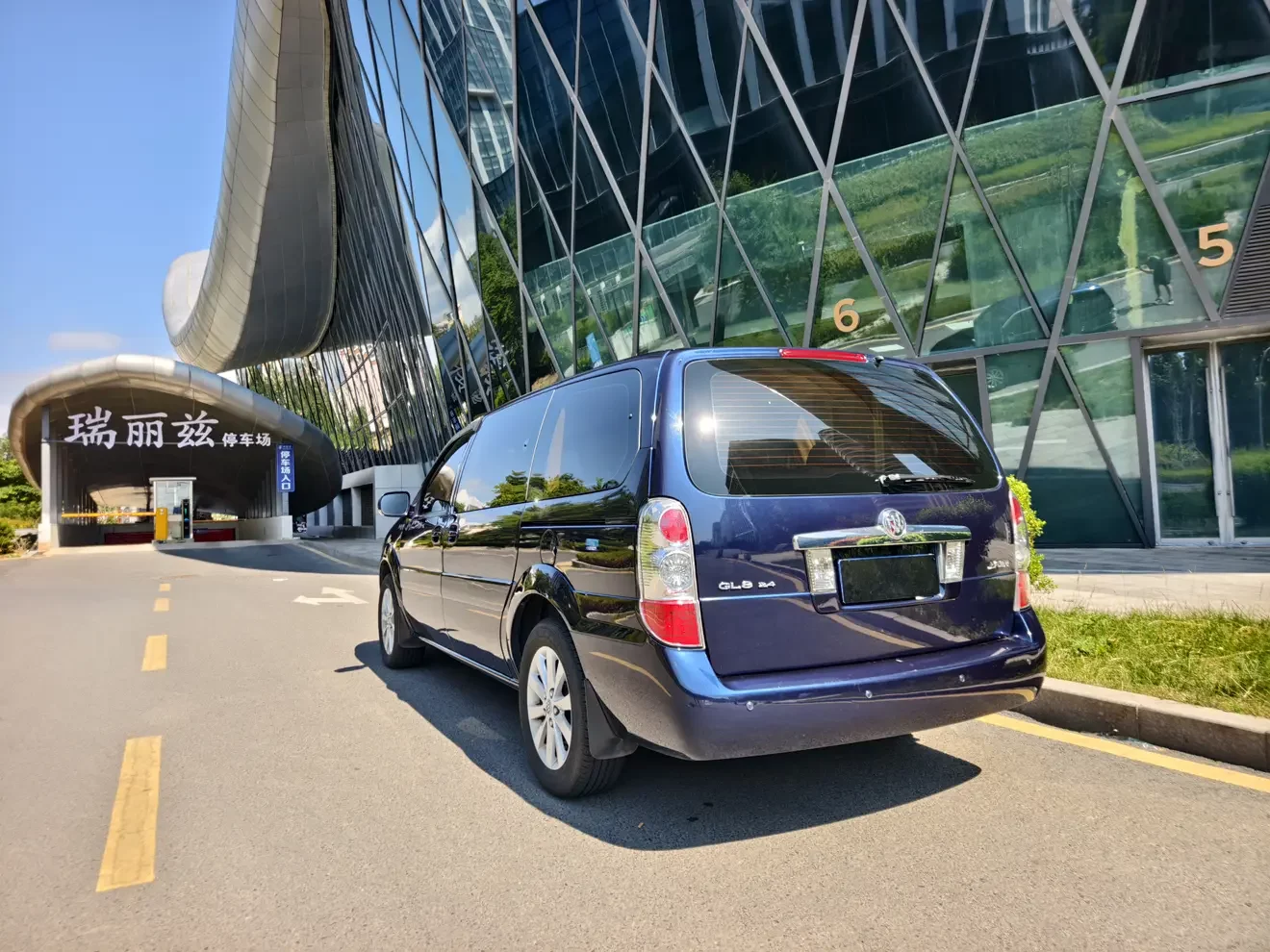 Buick GL8