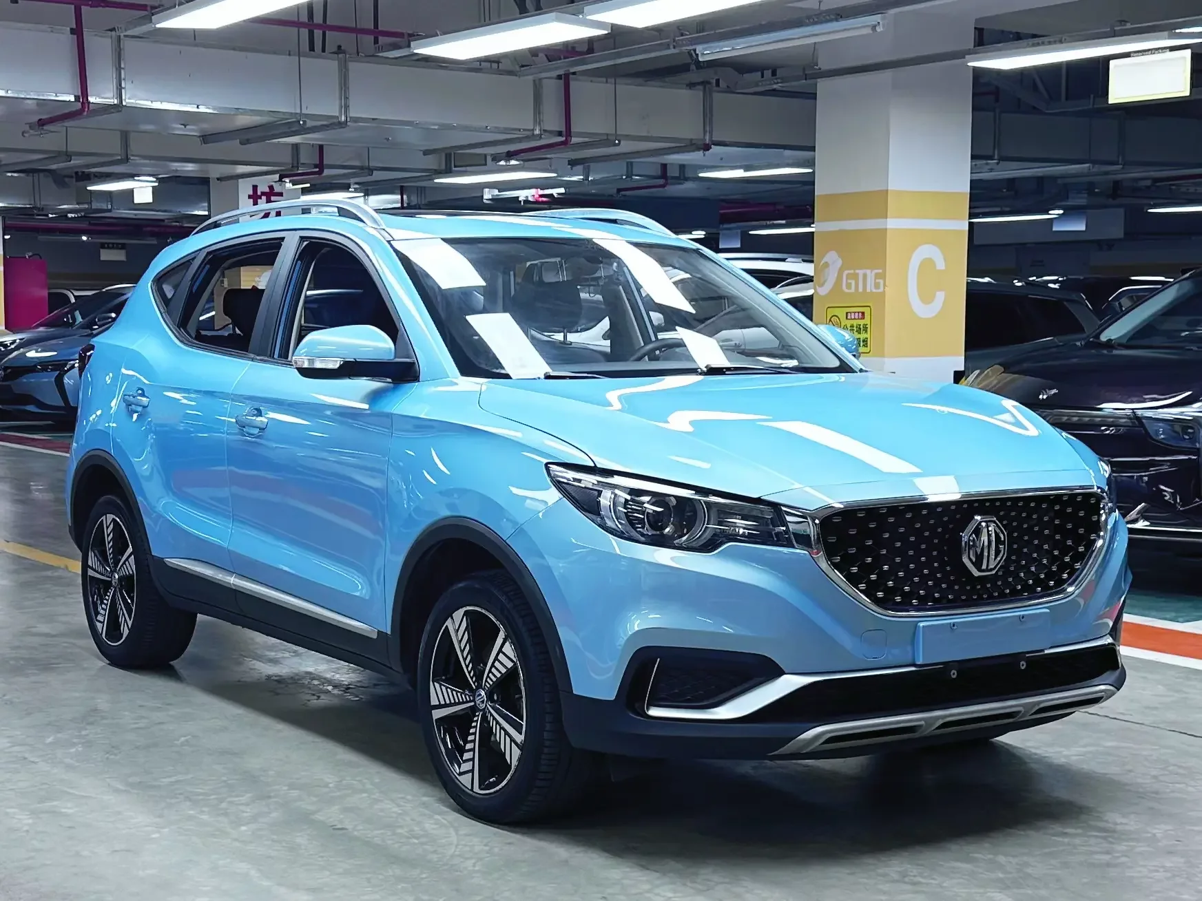 MG EZS pure electric