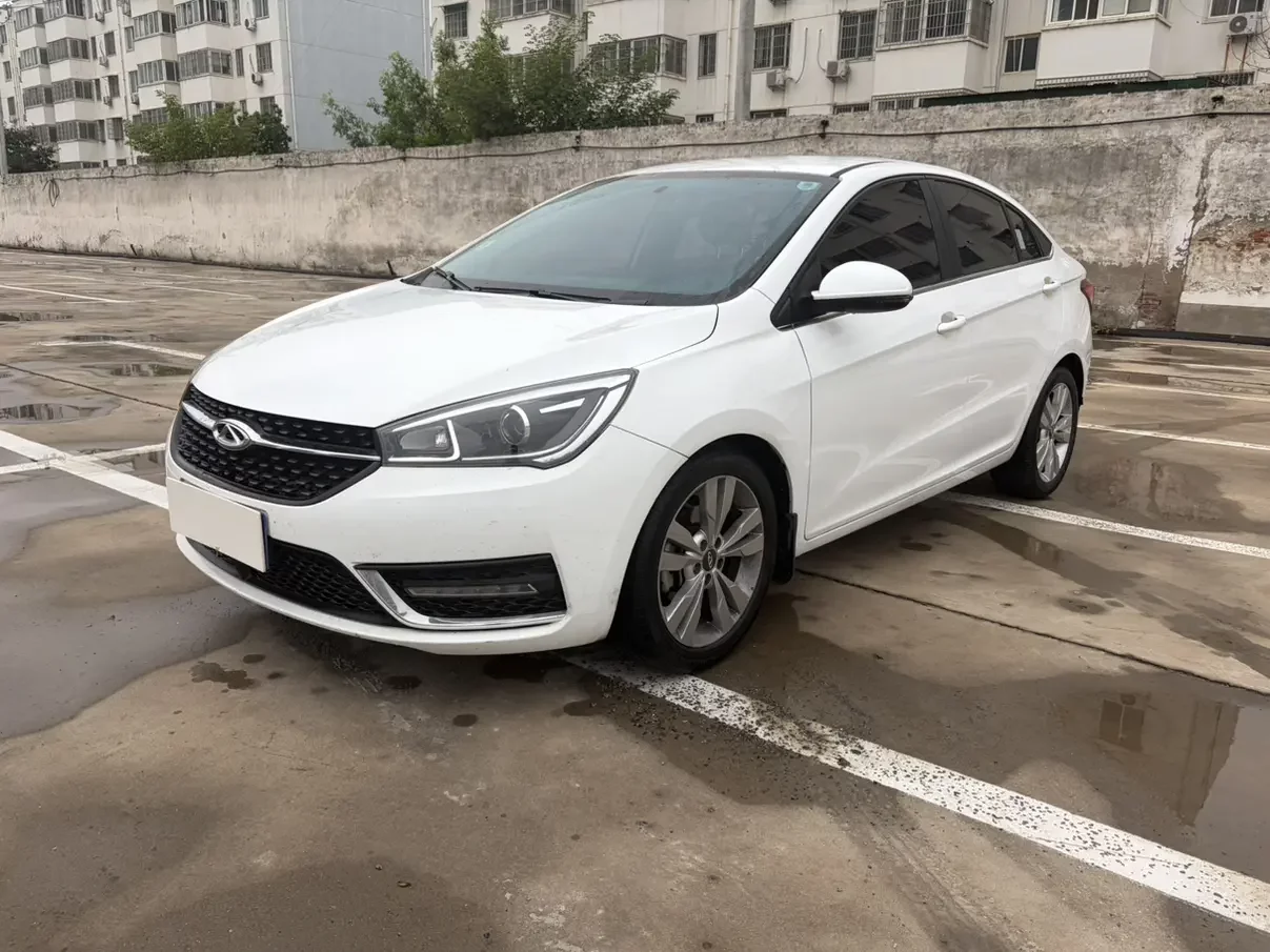 Chery Arrizo 5