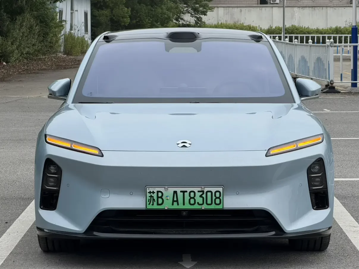 NIO ET5T
