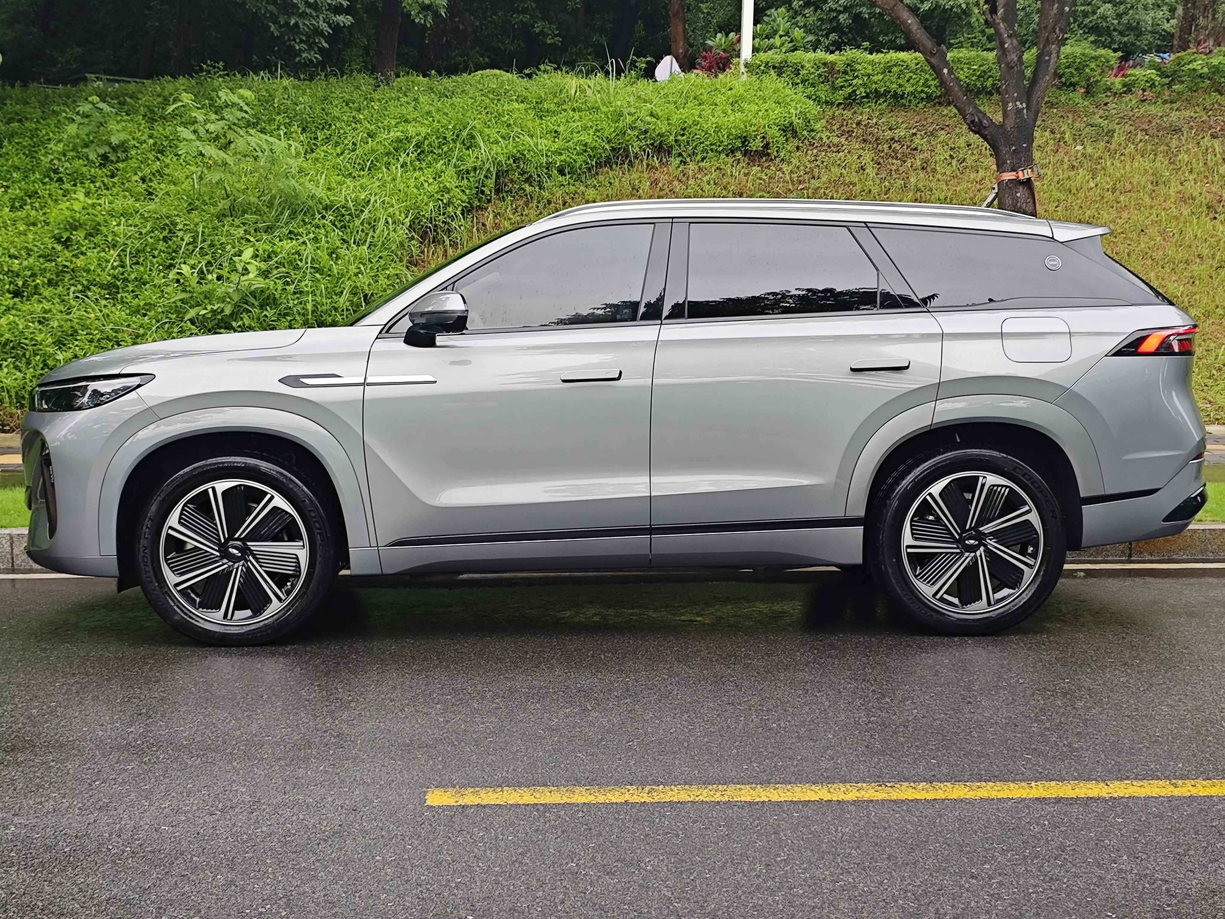 Chery Fengyun T10