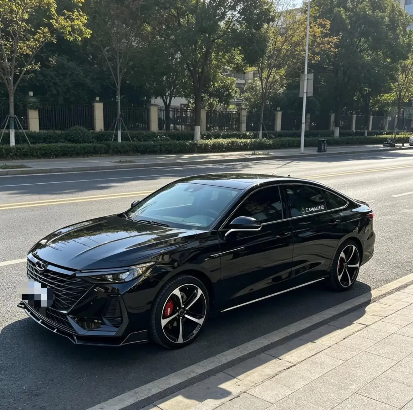 Chery Arrizo 8