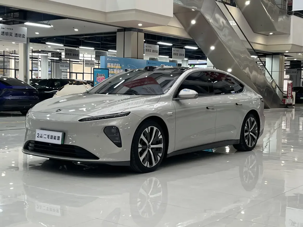 NIO ET7  из Китая