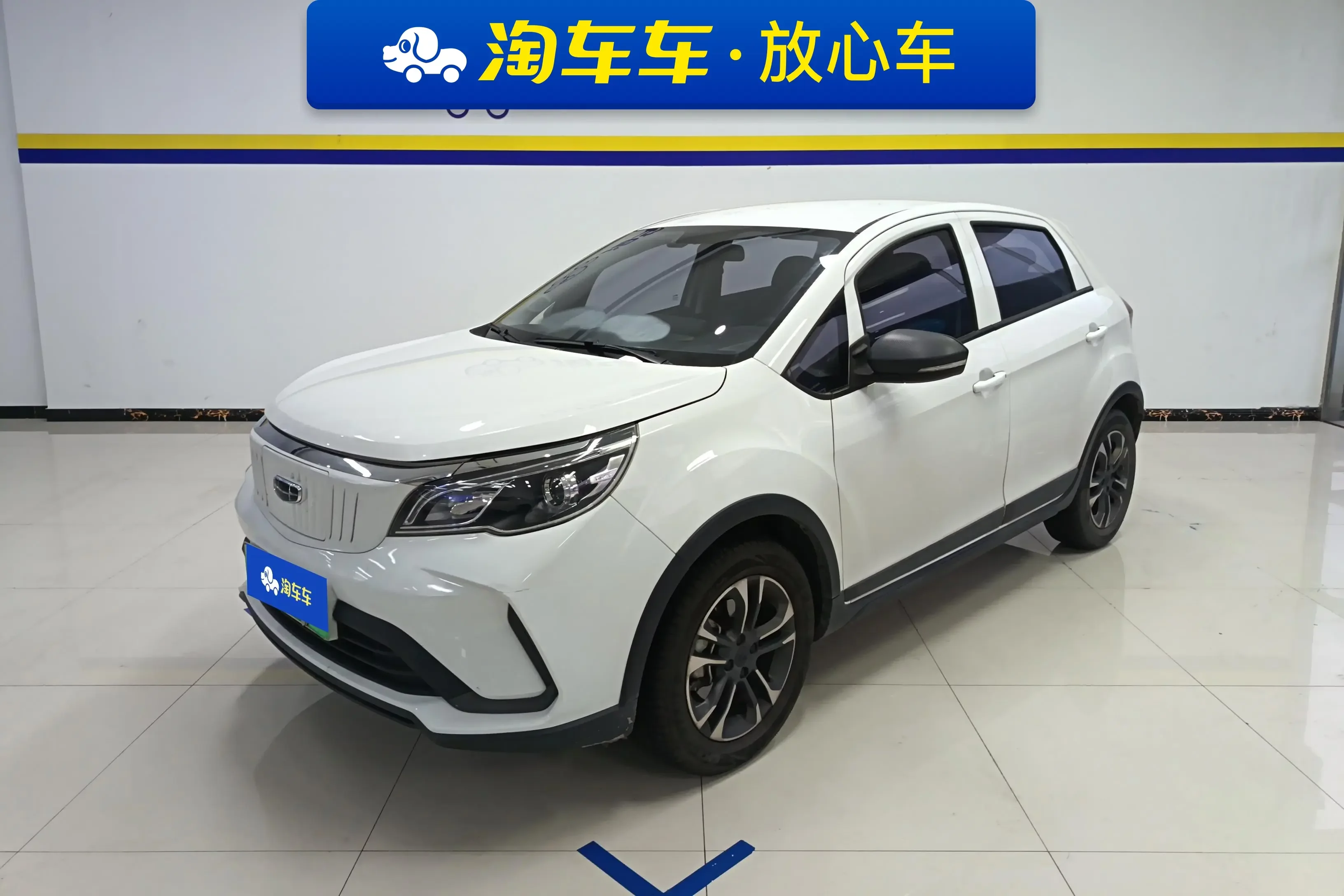 Geely EX3 Kung Fu Cow  из Китая