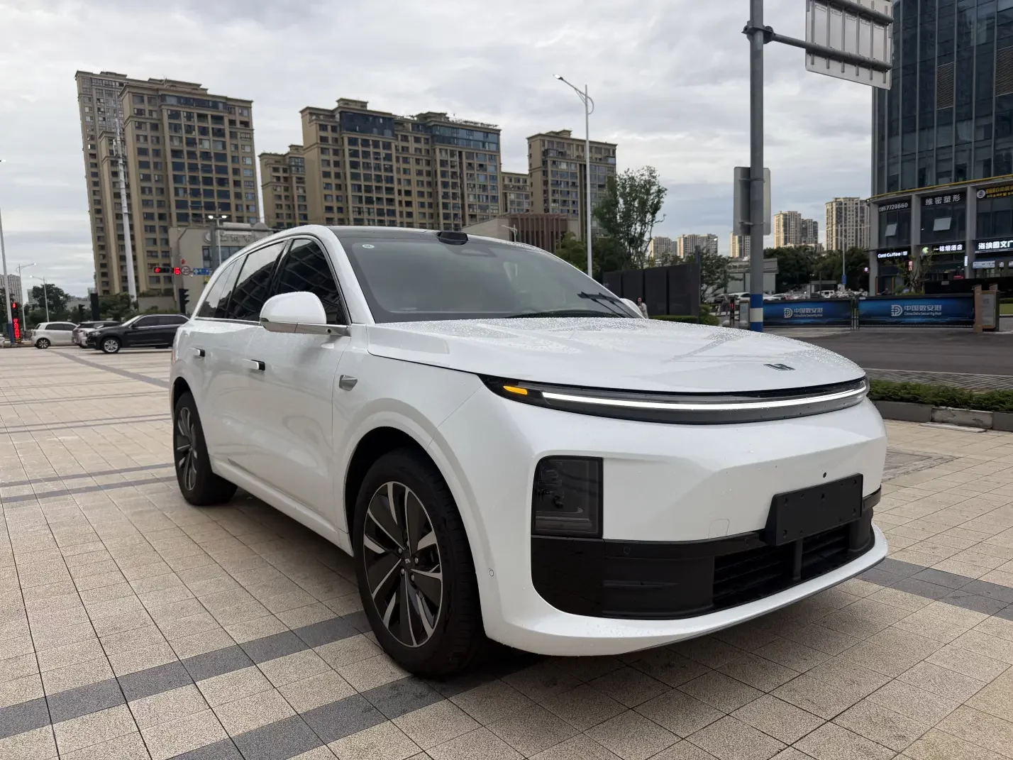 Lixiang L6