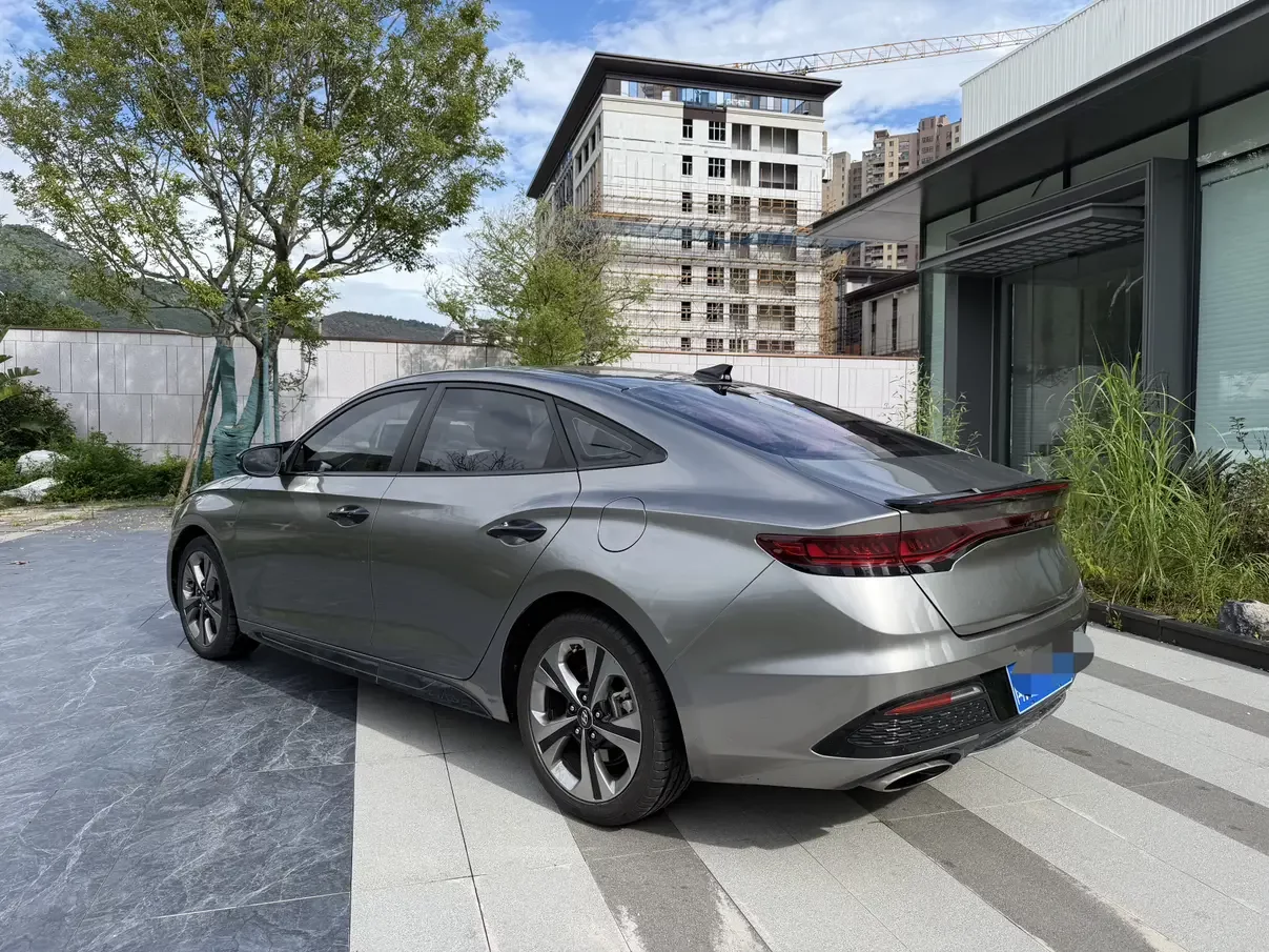 Hyundai Lafesta