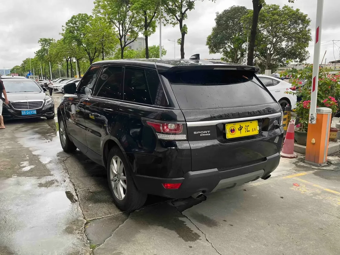 Land Rover Range Rover Sport