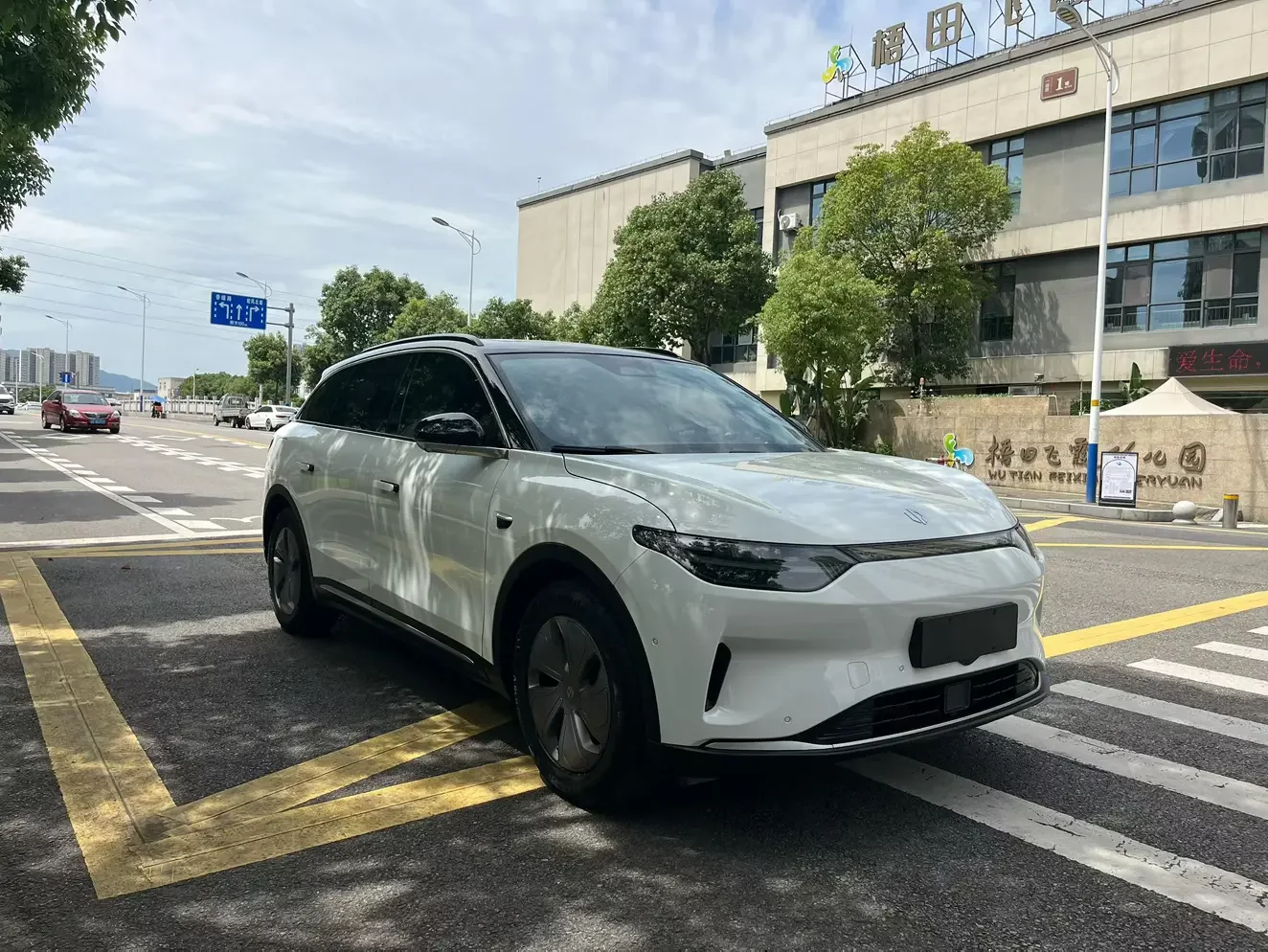 Leapmotor Zero running C11