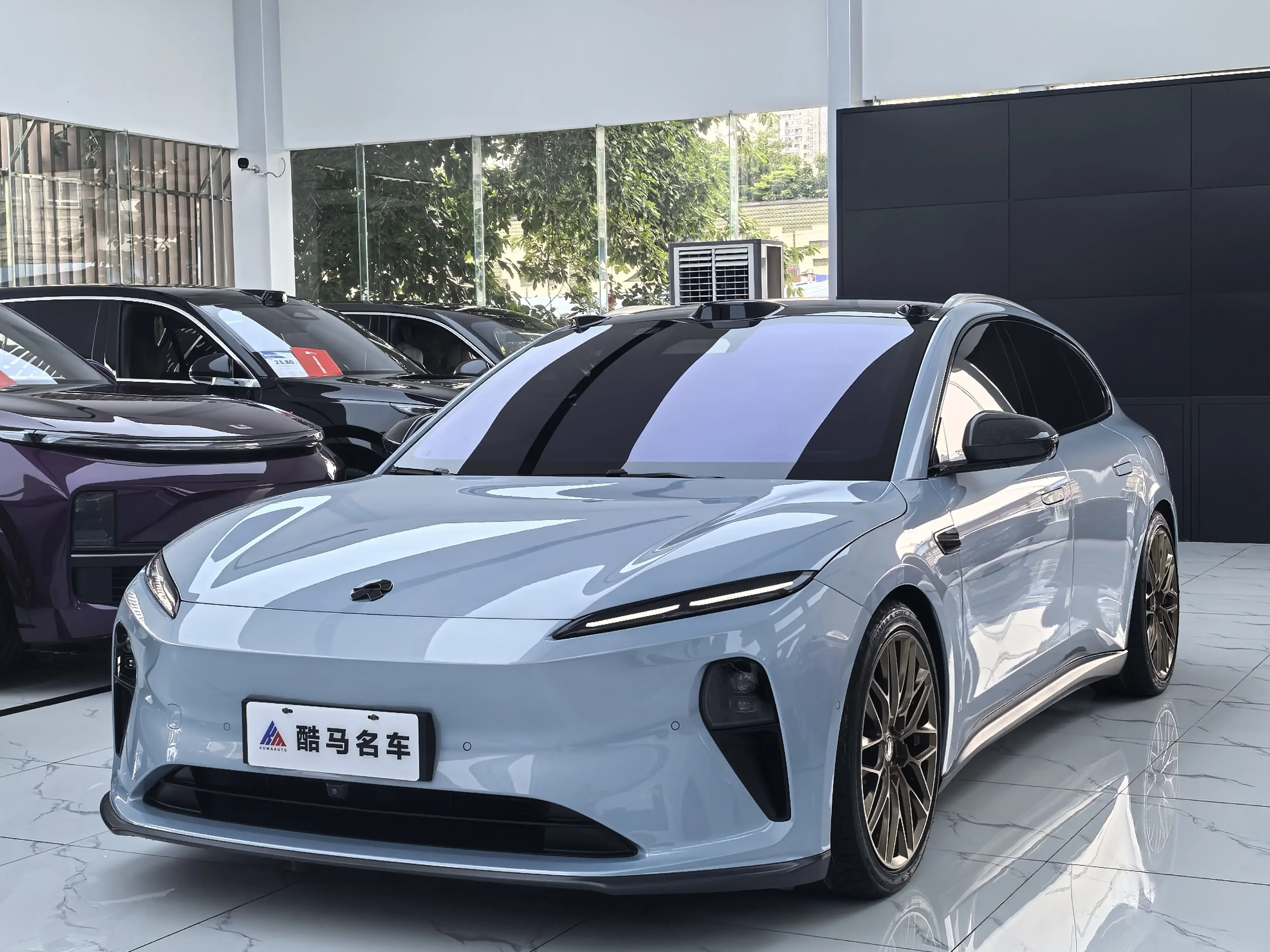 NIO ET5T