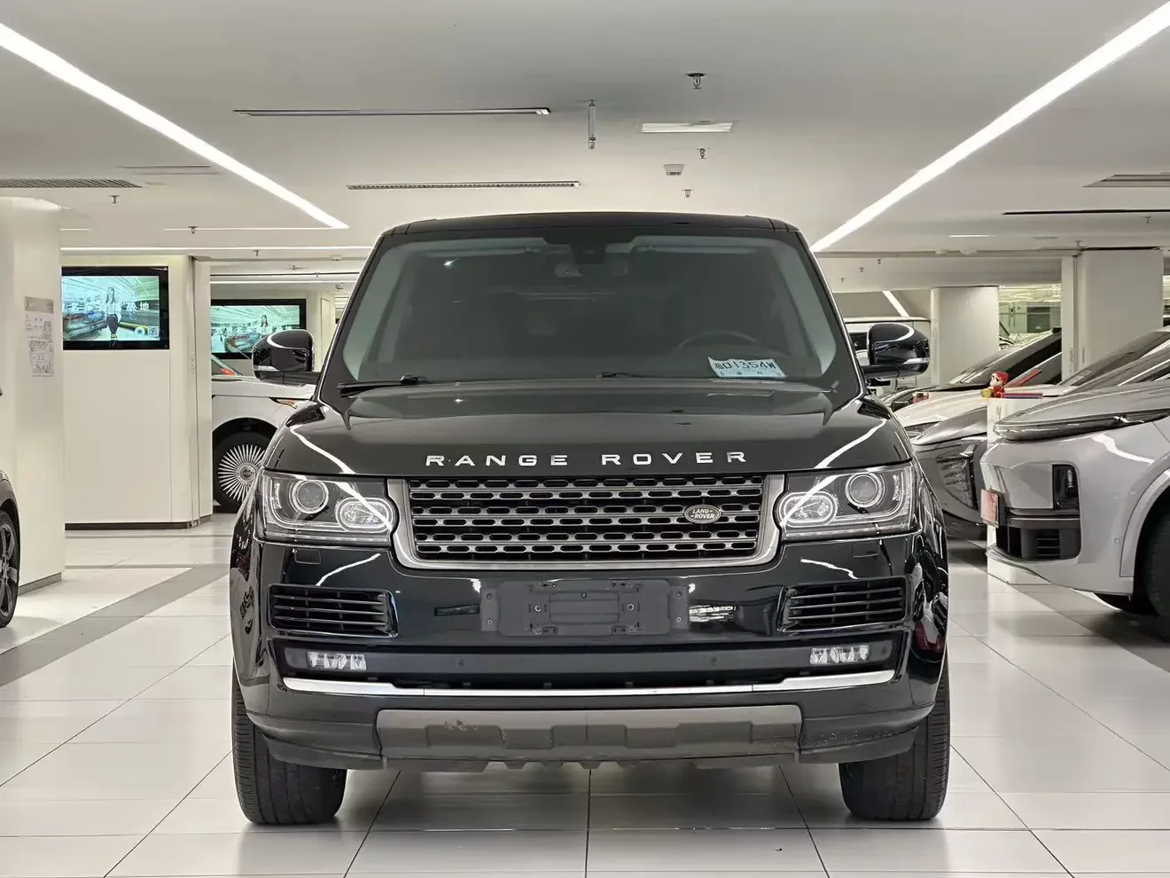 Land Rover range rover