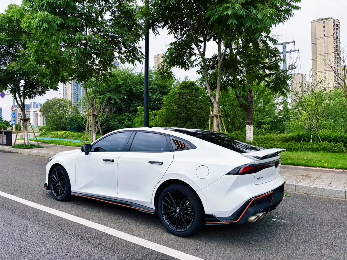 Changan UNI-V