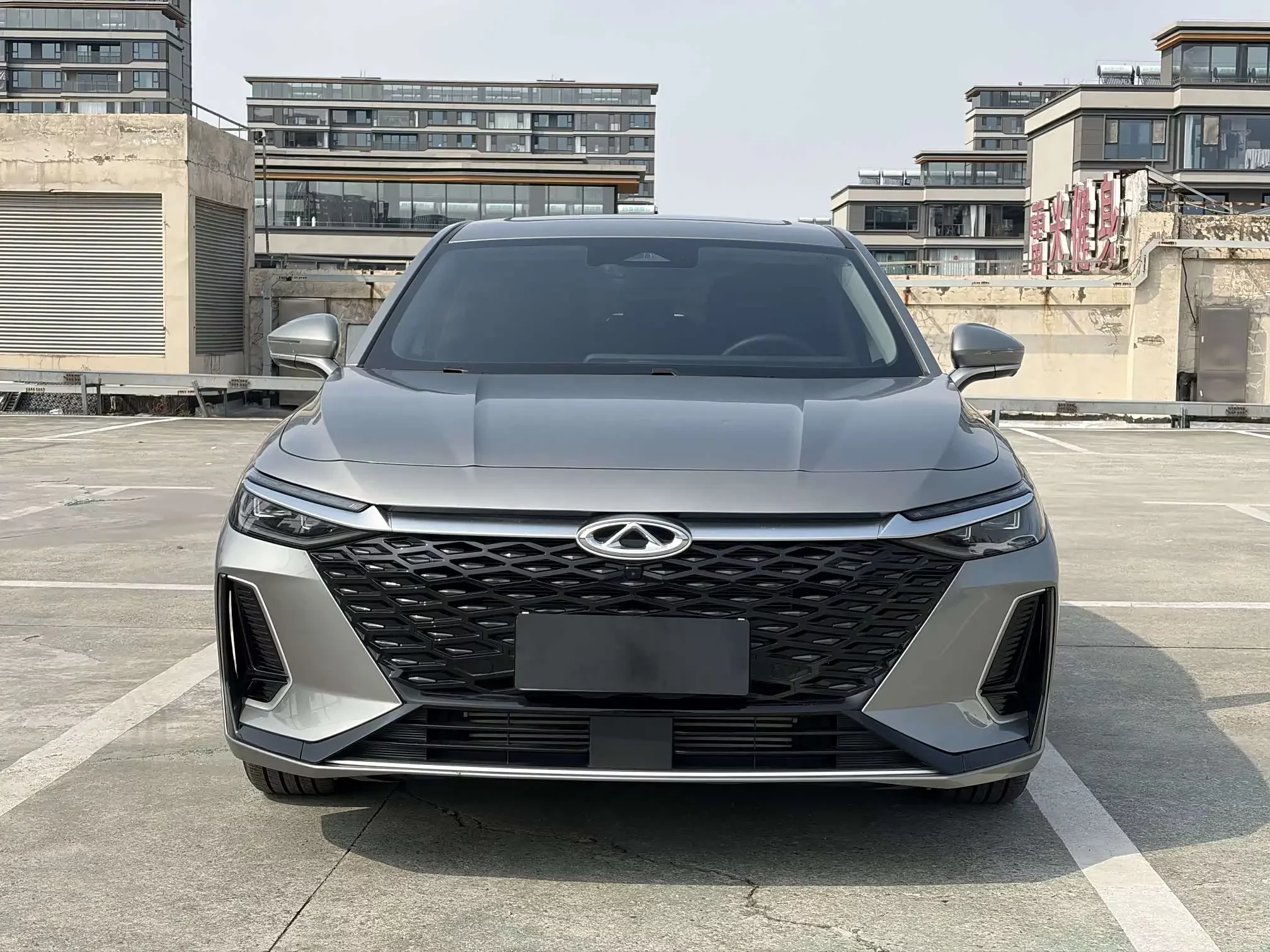 Chery Arrizo 8