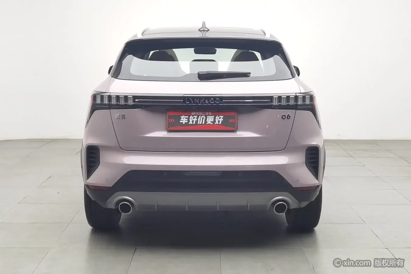 Lynk & Co 06