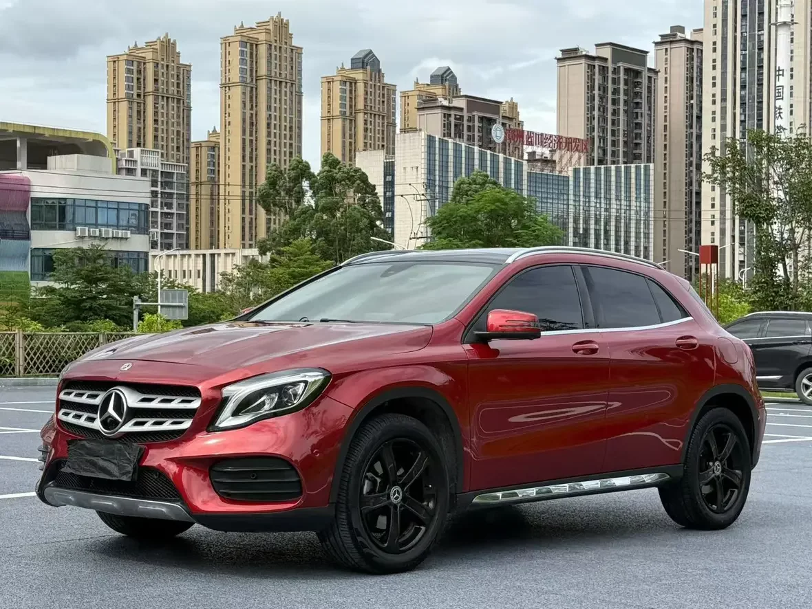 Mercedes-Benz GLA
