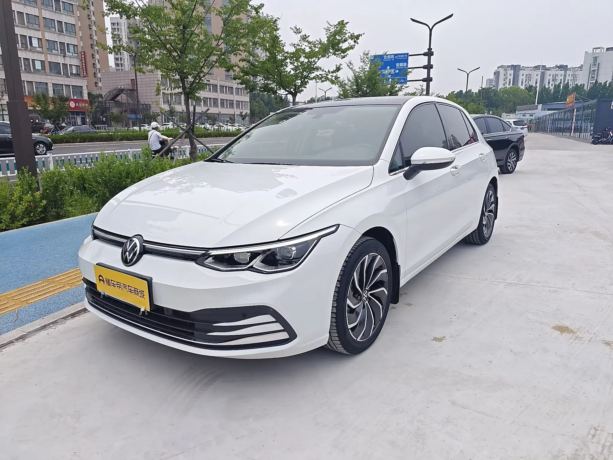 Volkswagen golf