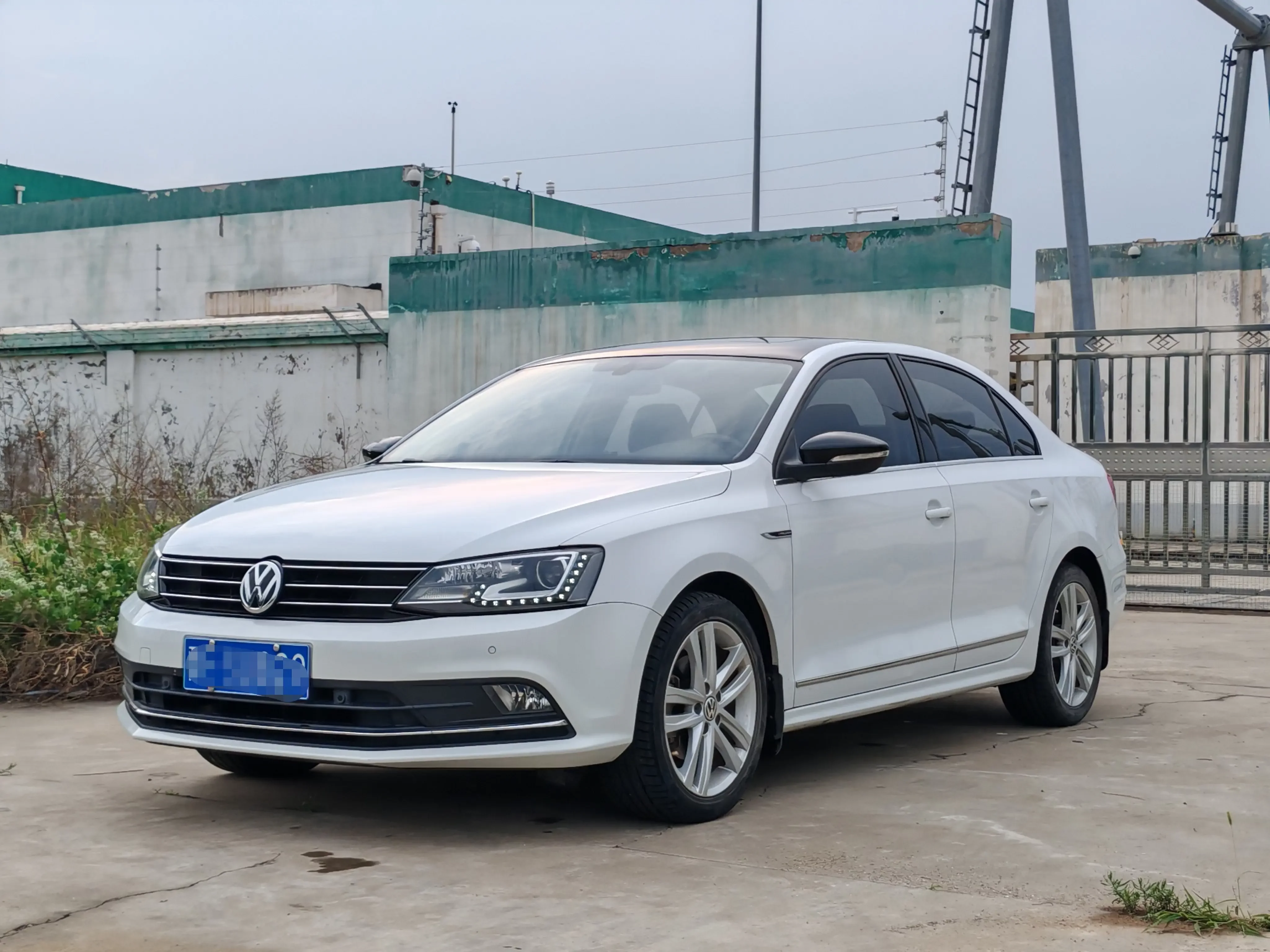 Volkswagen Sagitar
