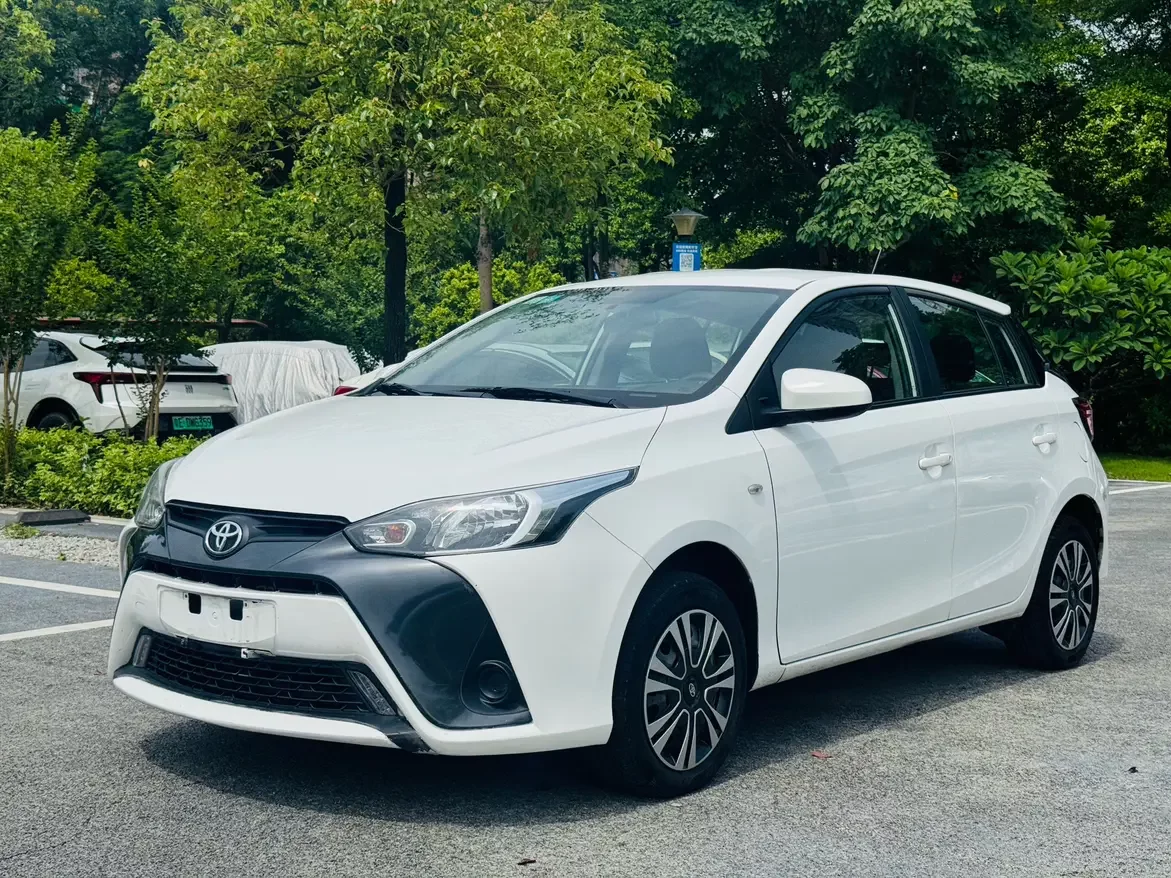 Toyota Yaris L