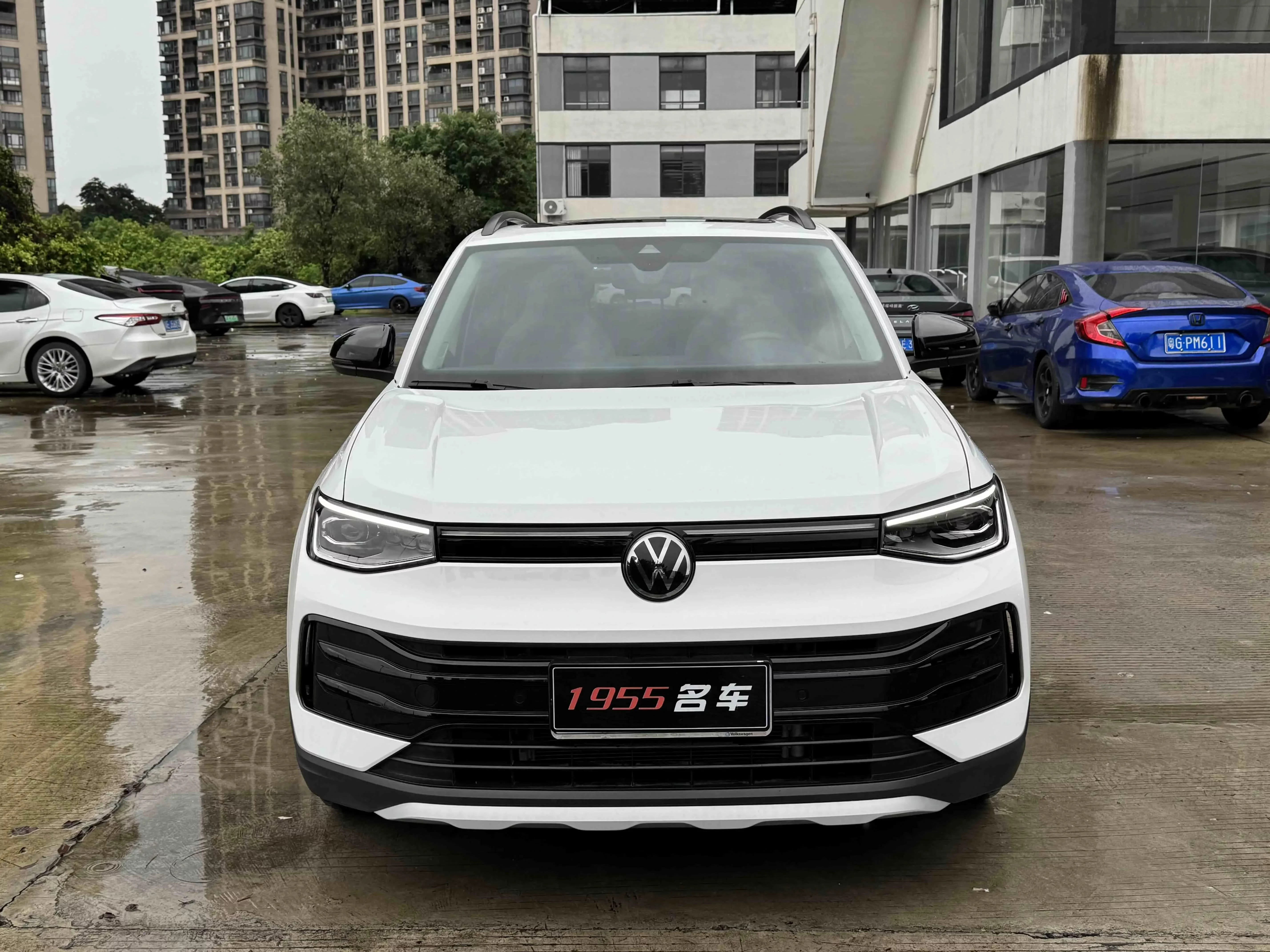 Volkswagen Tharu