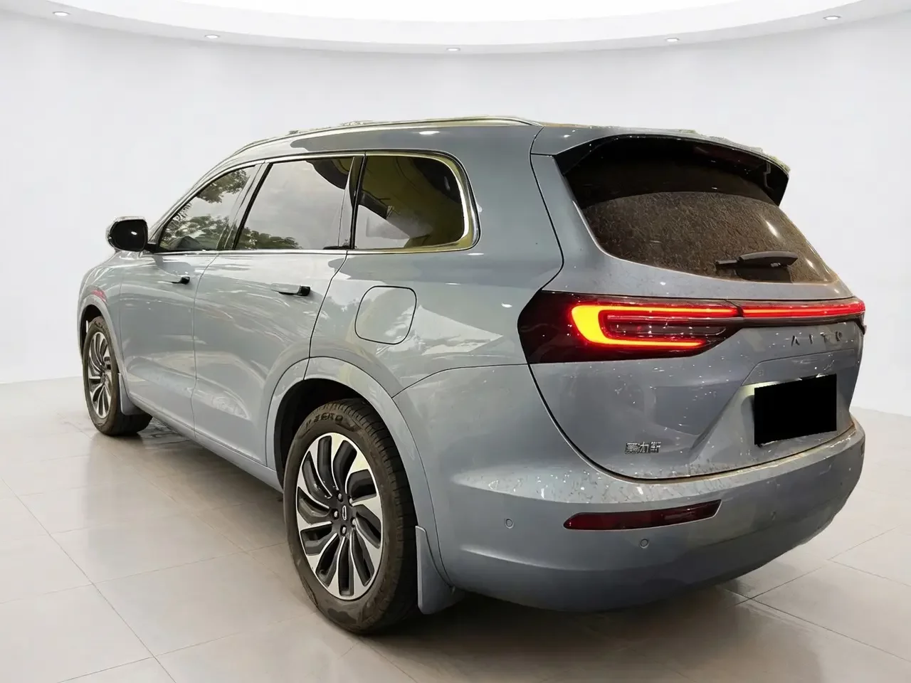 AITO M7