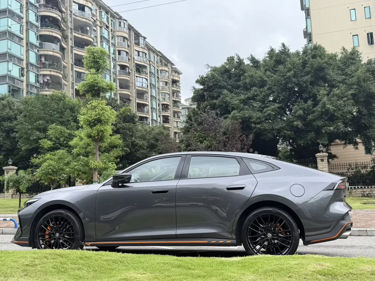 Changan UNI-V