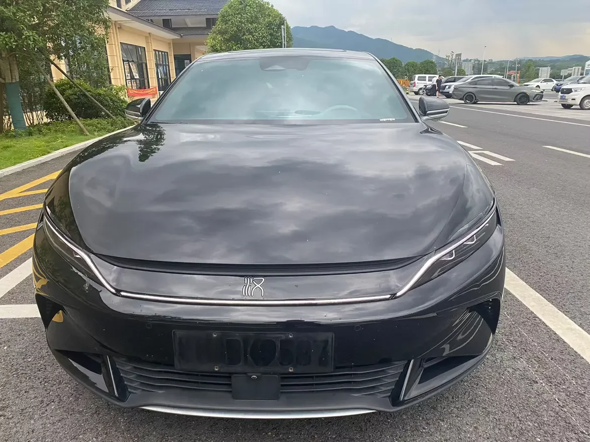 BYD Han EV
