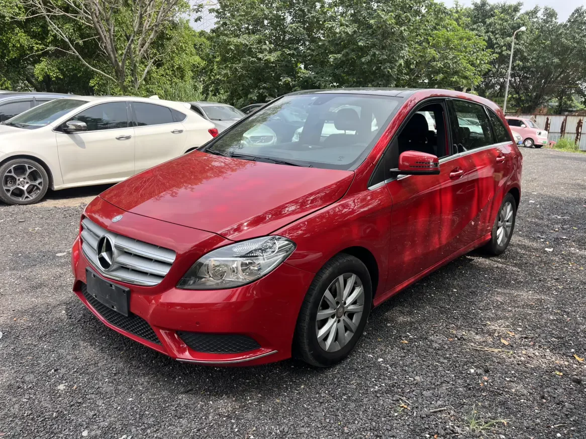 Mercedes-Benz B Class