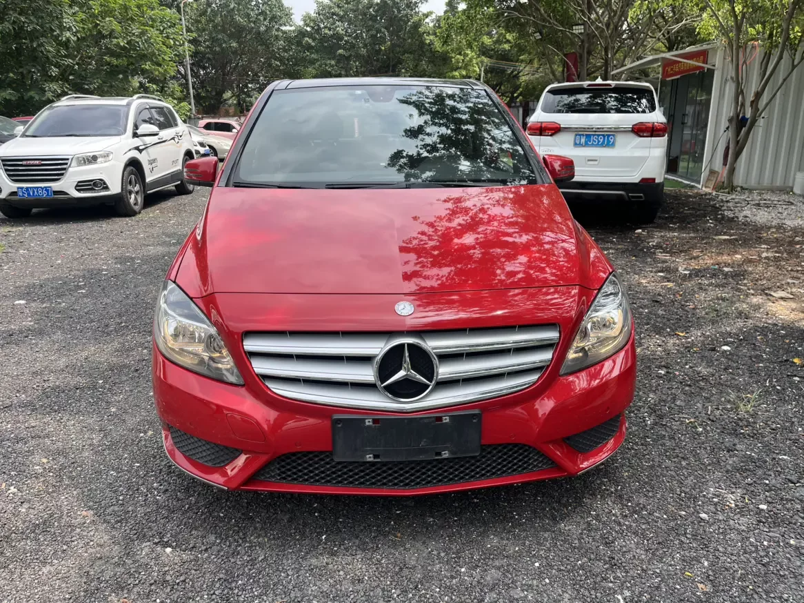 Mercedes-Benz B Class