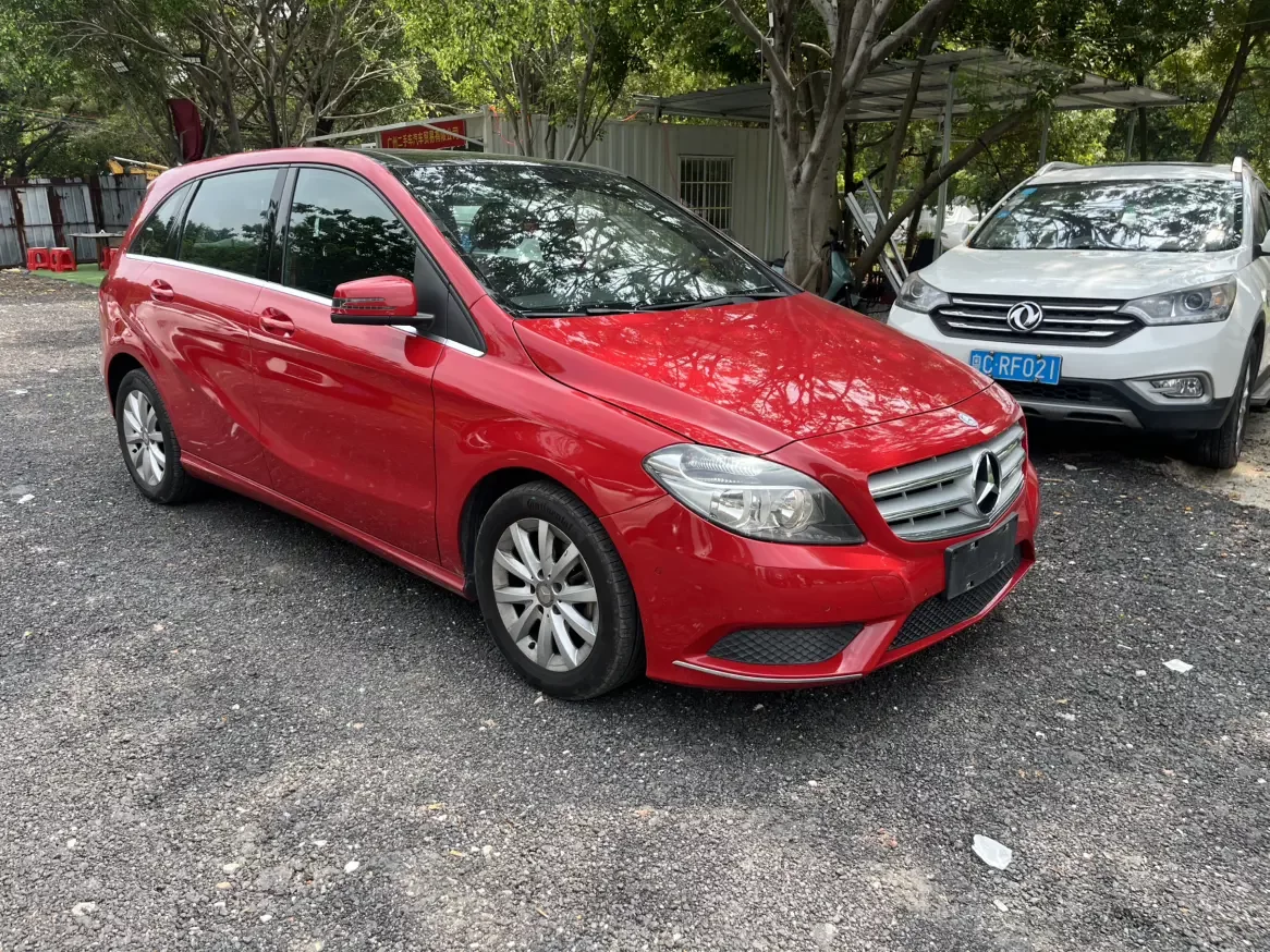 Mercedes-Benz B Class