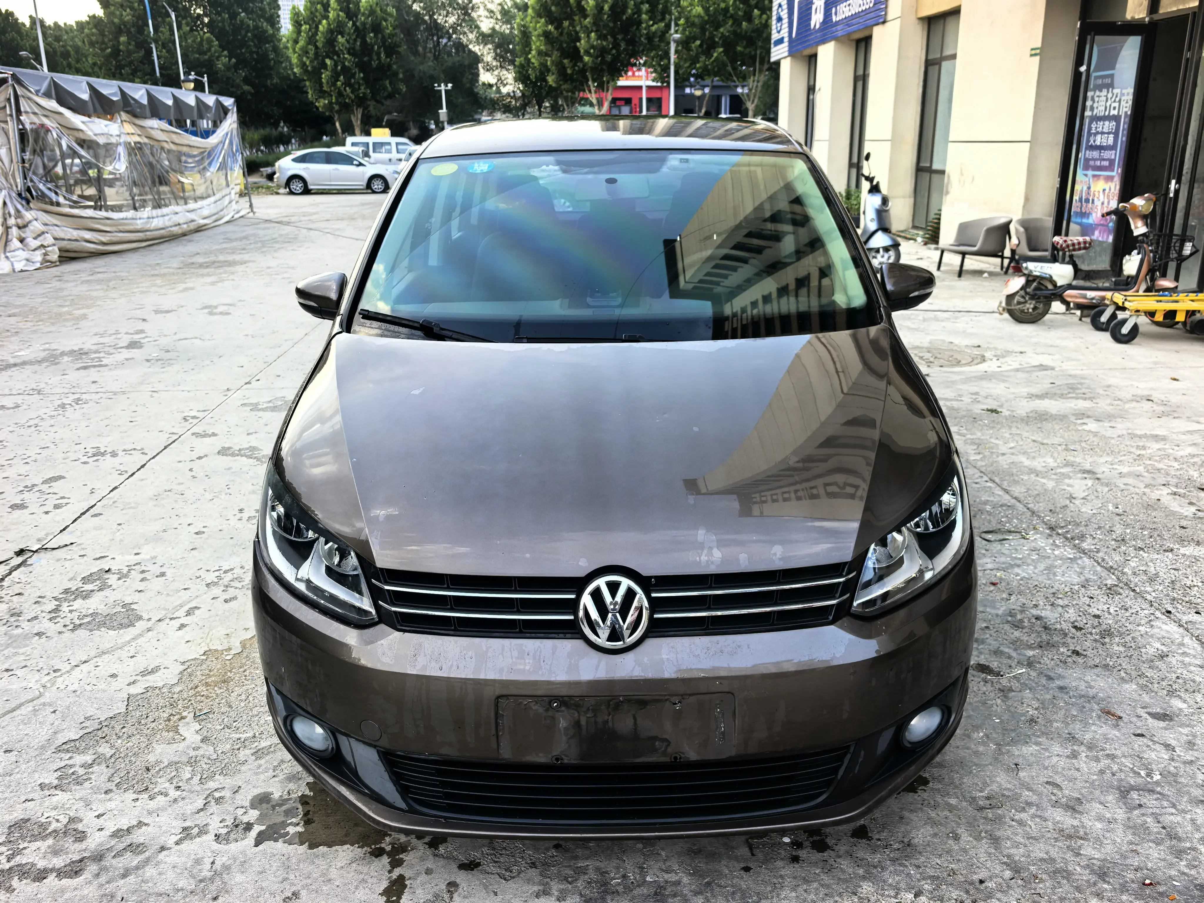Volkswagen Touran  из Китая