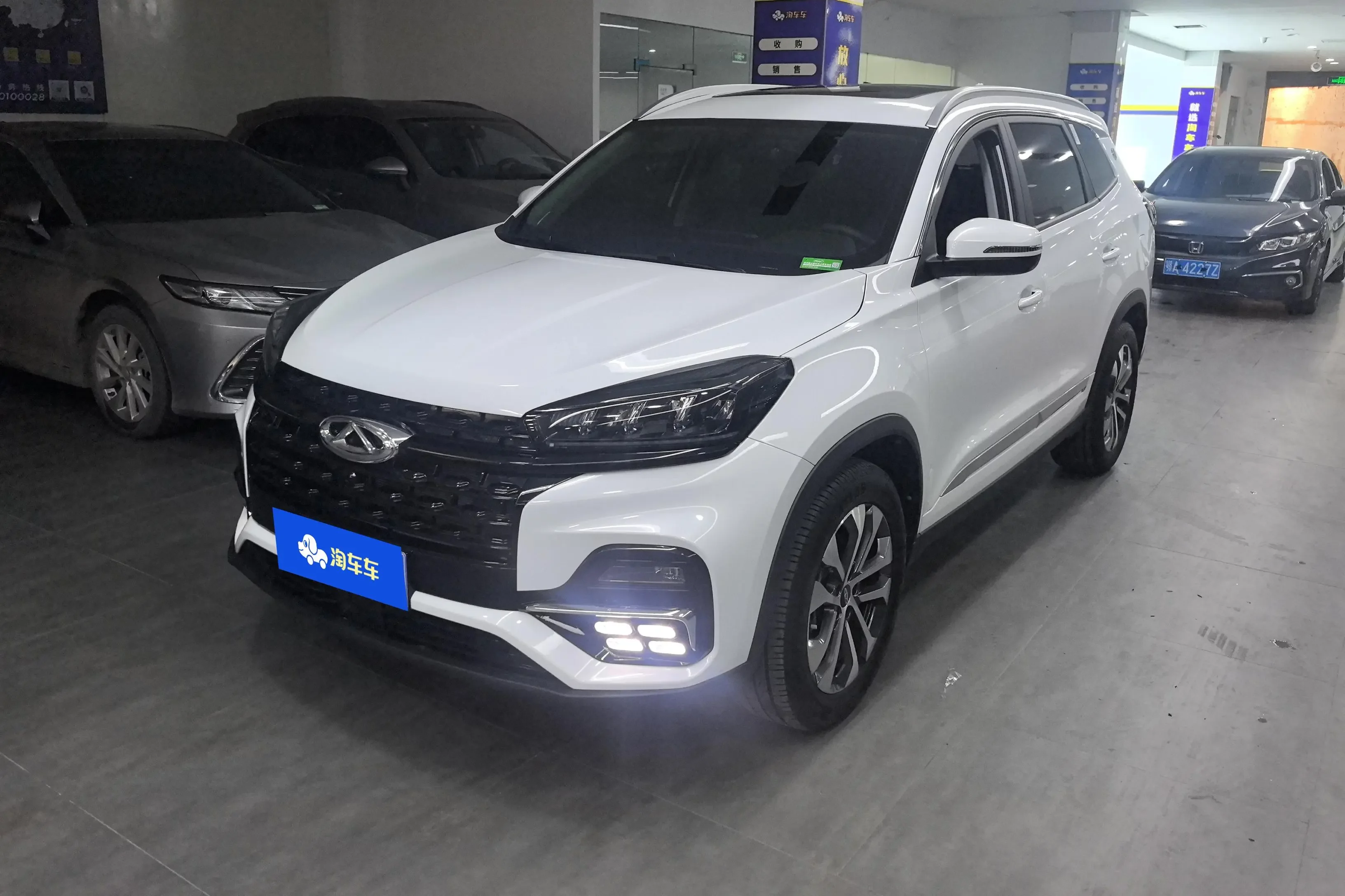 Chery Tiggo 8