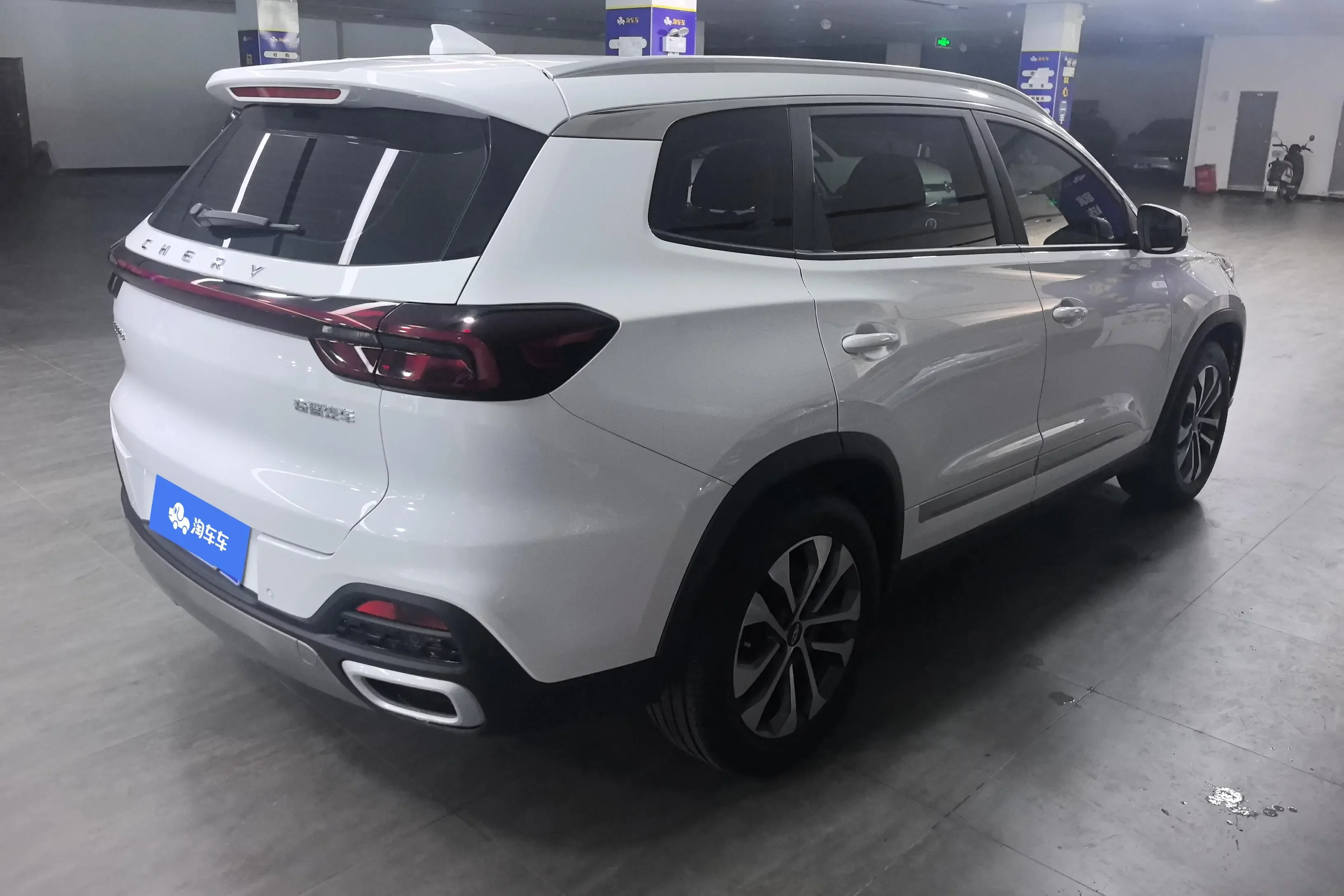 Chery Tiggo 8