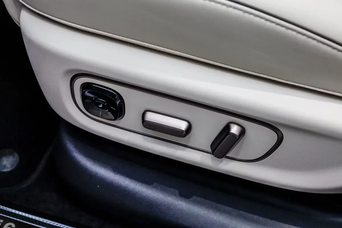 Li Ideal i6